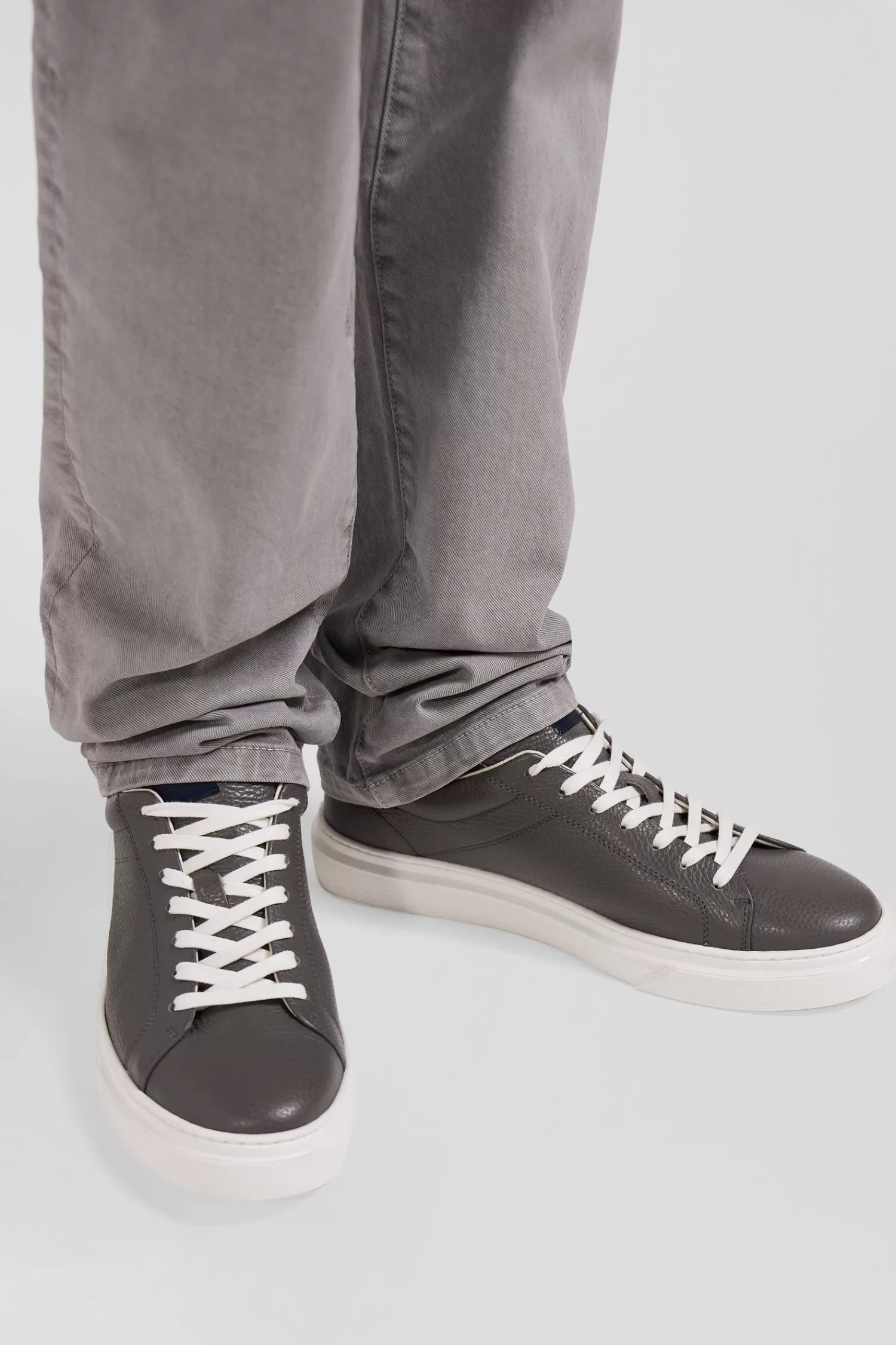Eden Park Anthracite grey low-top leather sneakers< Sneakers