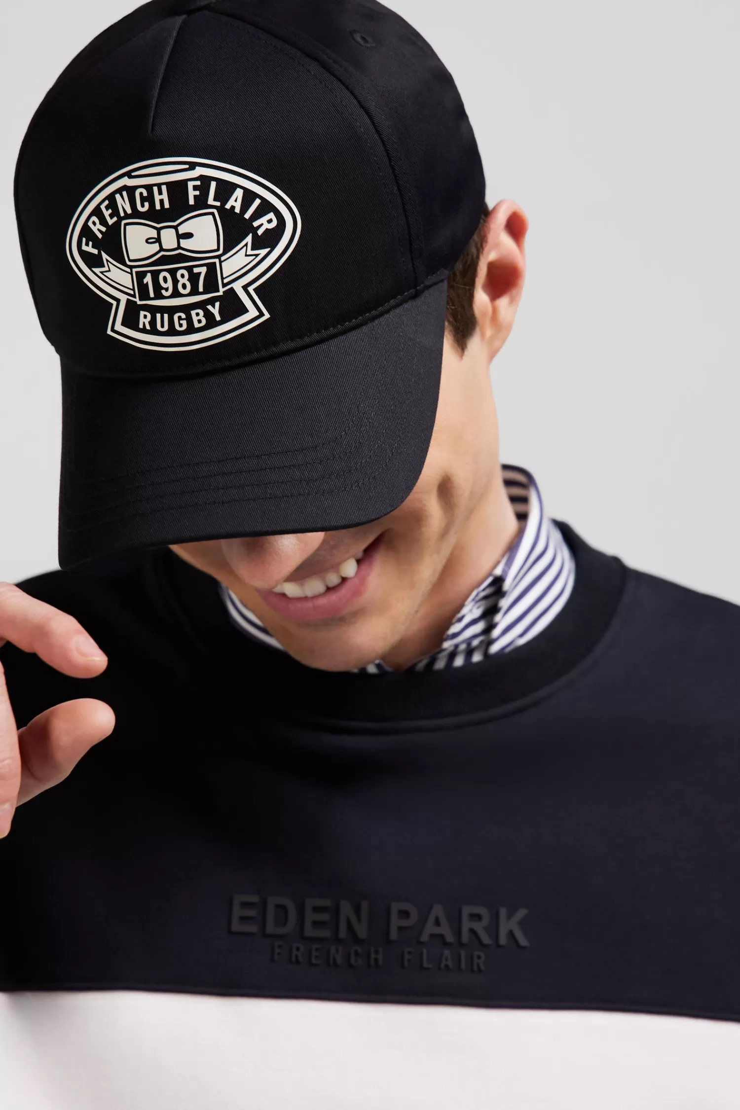 Eden Park Black cotton cap with ivory embroidery< Caps