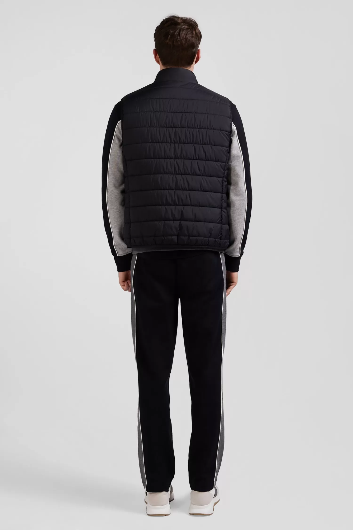 black_quilted_sleeveless_high_collar_down_vest_5.webp Eden Park Black quilted sleeveless high collar down vest< Coats And Jackets