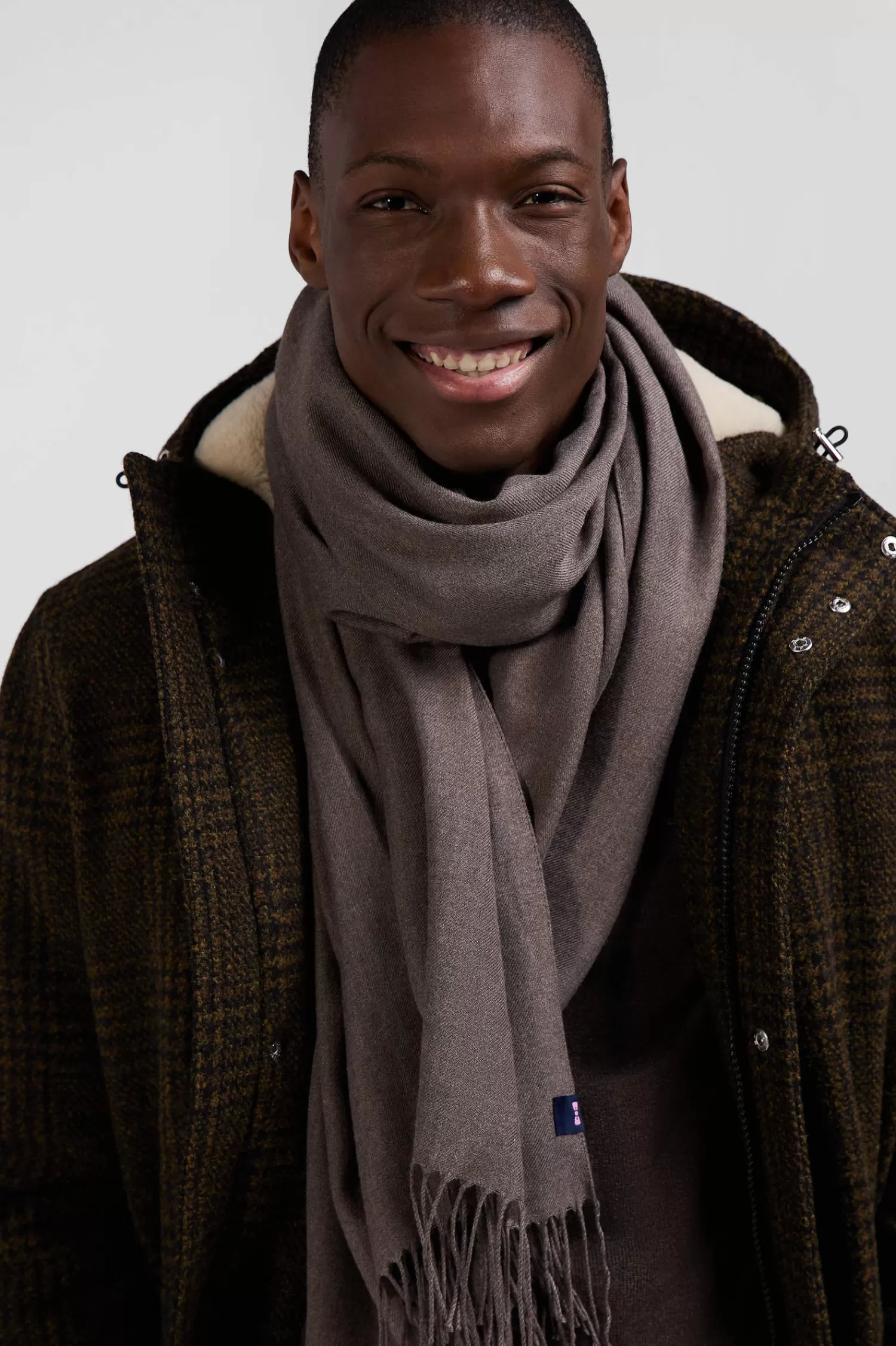 Eden Park Brown fringed plain scarf< Scarves And Wraps