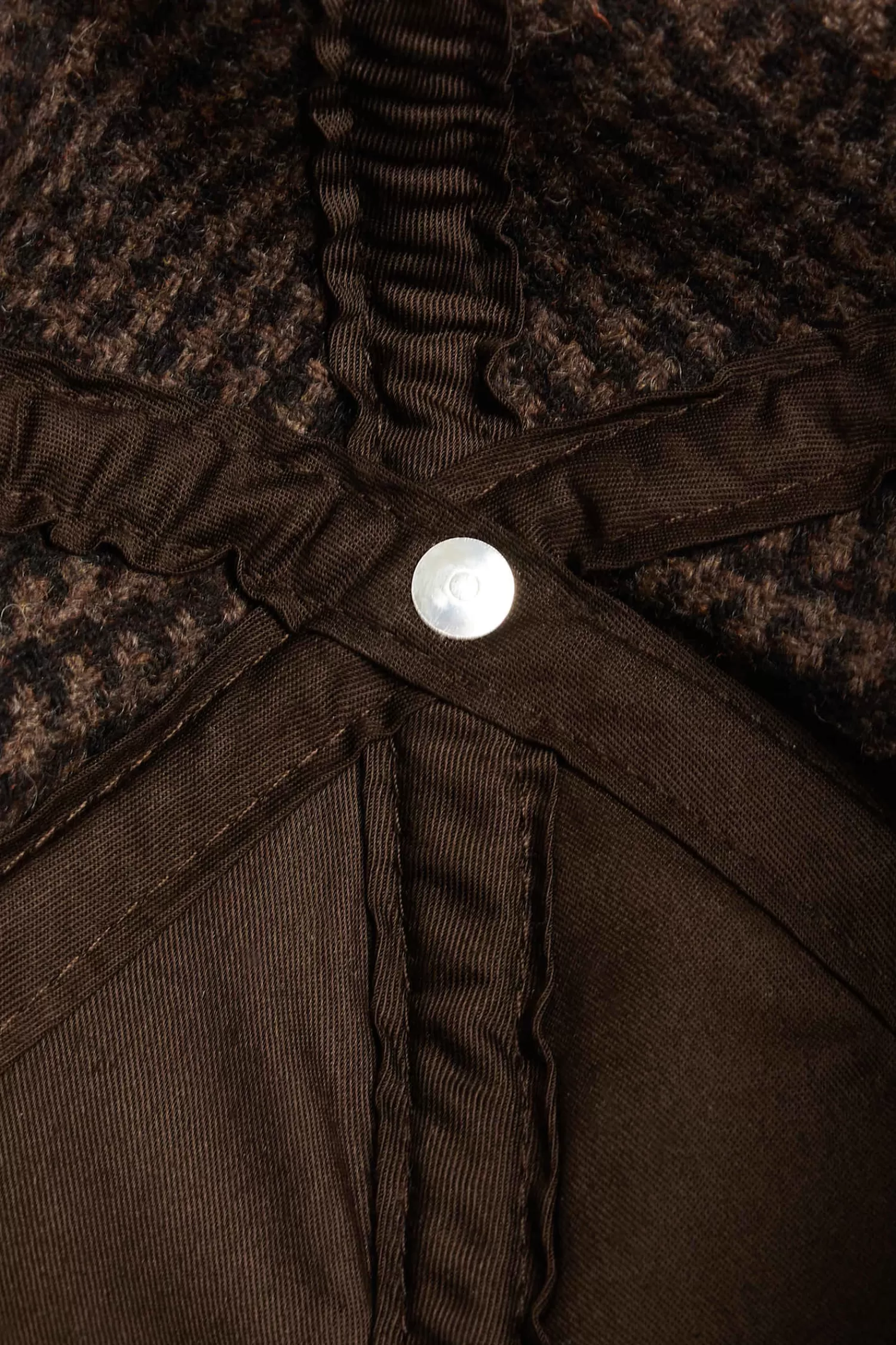 brown_wool_blend_cap_2.webp Eden Park Brown wool blend cap< Caps