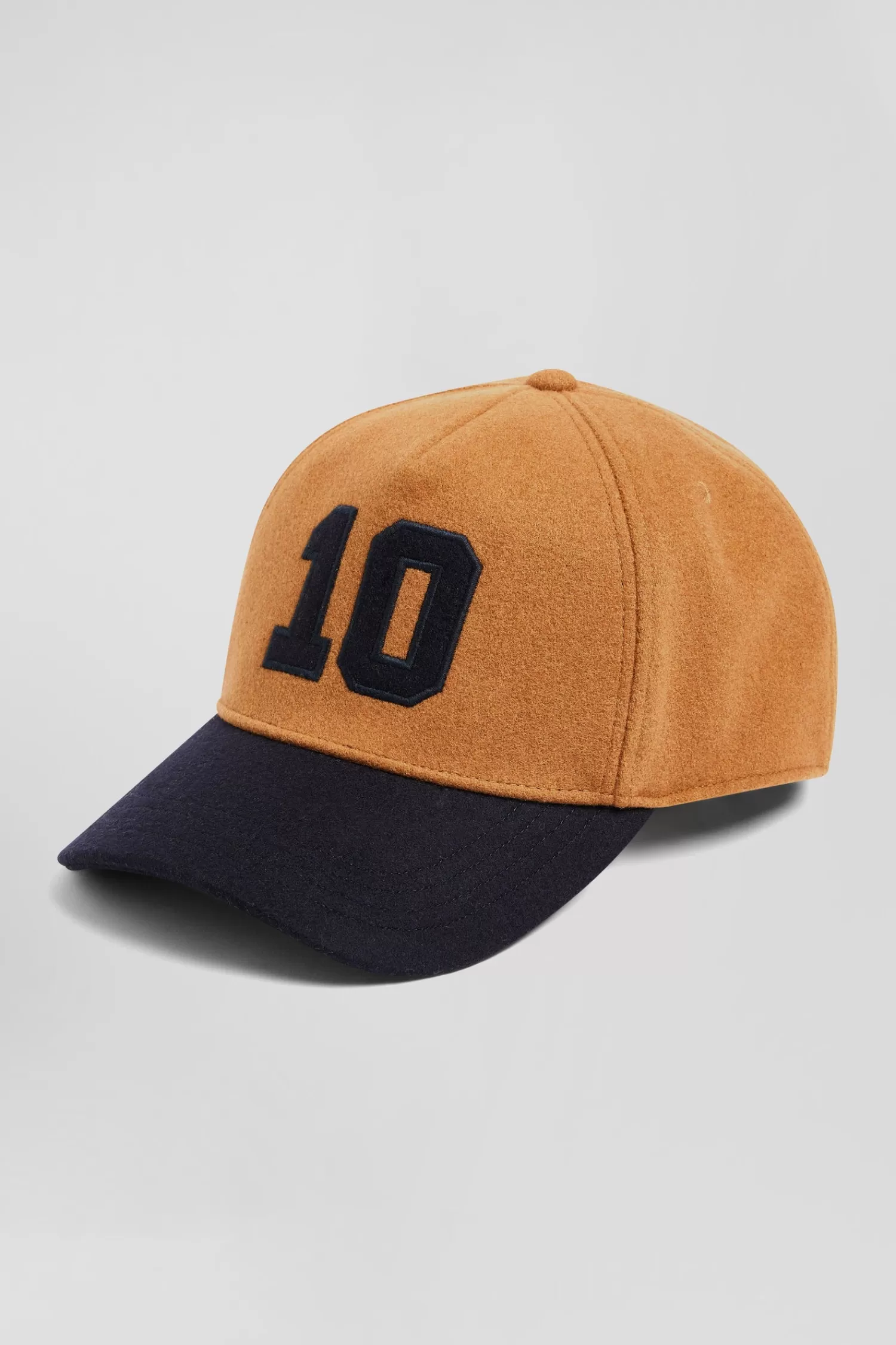 Eden Park Camel wool blend cap with 10 embroidery< Caps