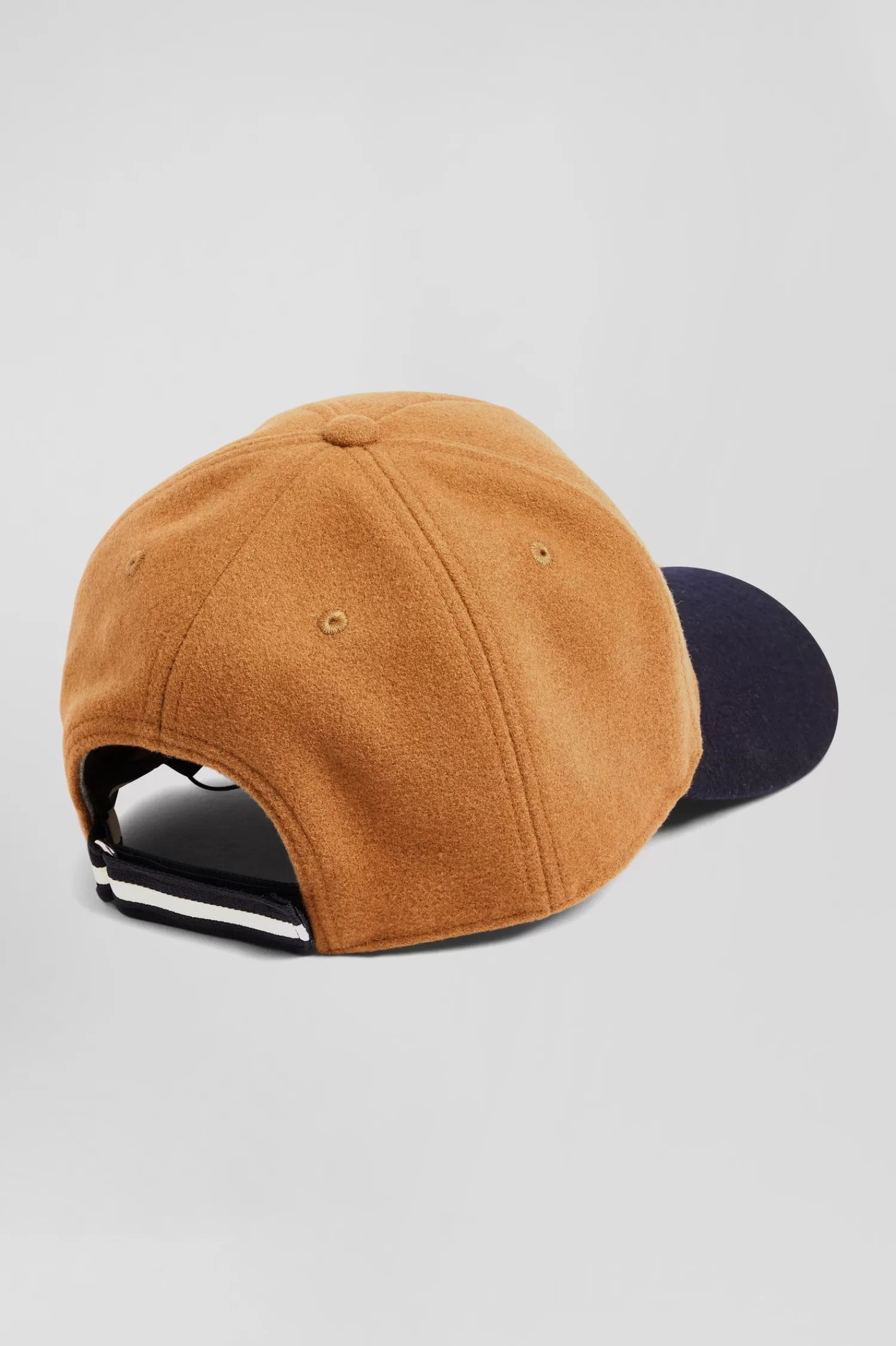 Eden Park Camel wool blend cap with 10 embroidery< Caps