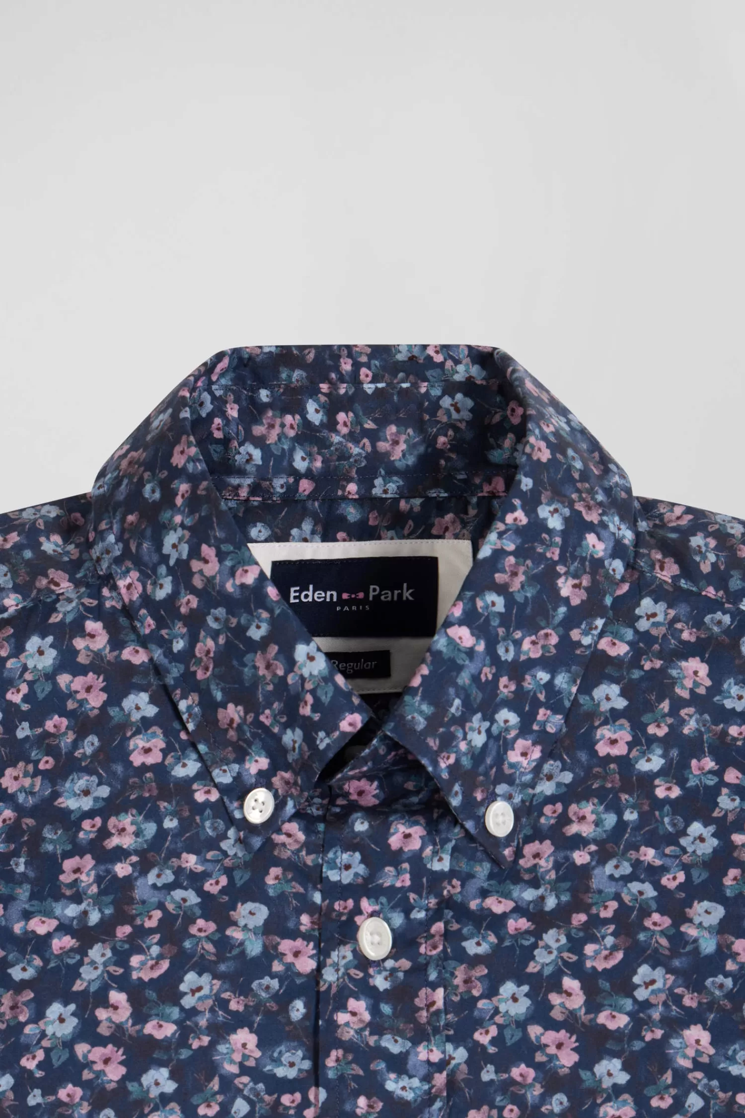 chemise_en_coton__microimprim_bleu_fonc_coupe_regular_6.webp Eden Park Chemise en coton à microimprimé bleu foncé coupe Regular< Shirts