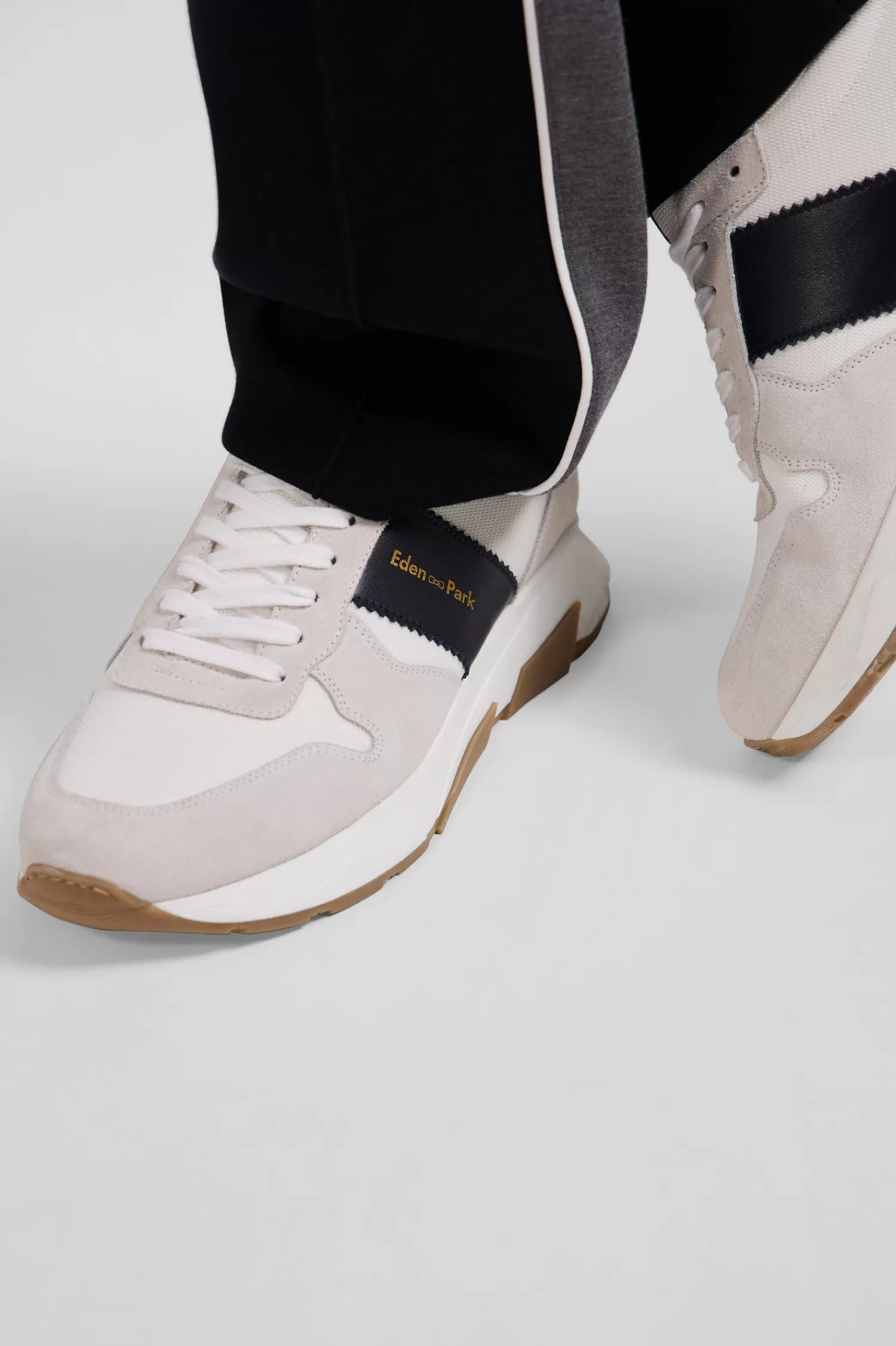 chunky_sole_beige_and_navy_blue_leather_sneakers_3.webp Eden Park Chunky sole beige and navy blue leather sneakers< Sneakers