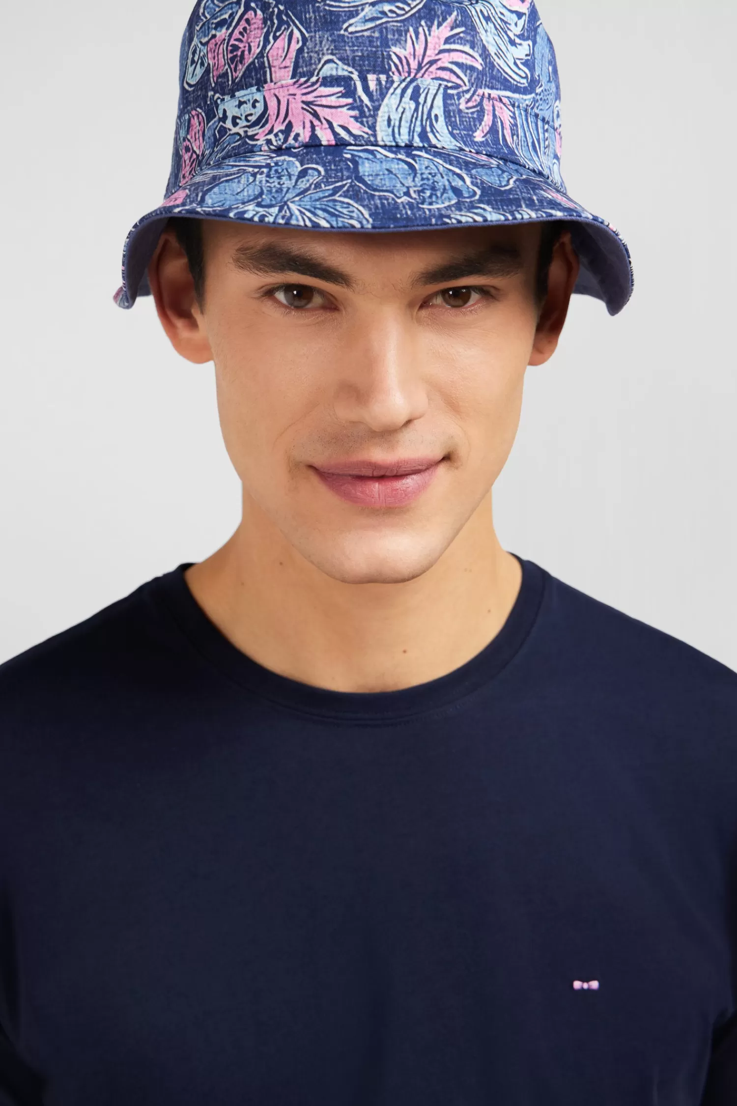 crew_neck_navy_blue_pima_cotton_tshirt_3.webp Eden Park Crew neck navy blue pima cotton t-shirt< T-shirts