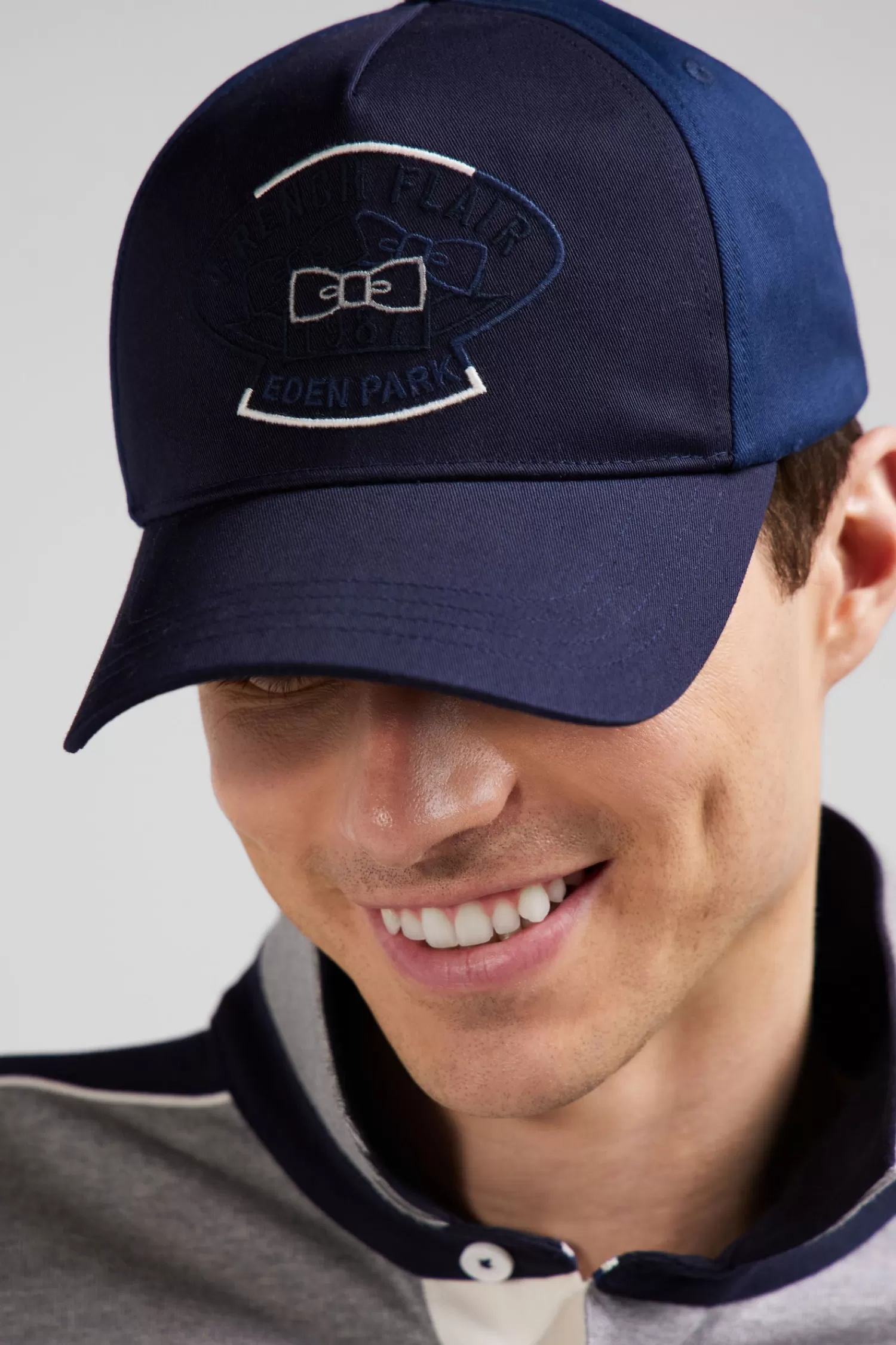Eden Park Dark blue bicolour cotton cap< Caps