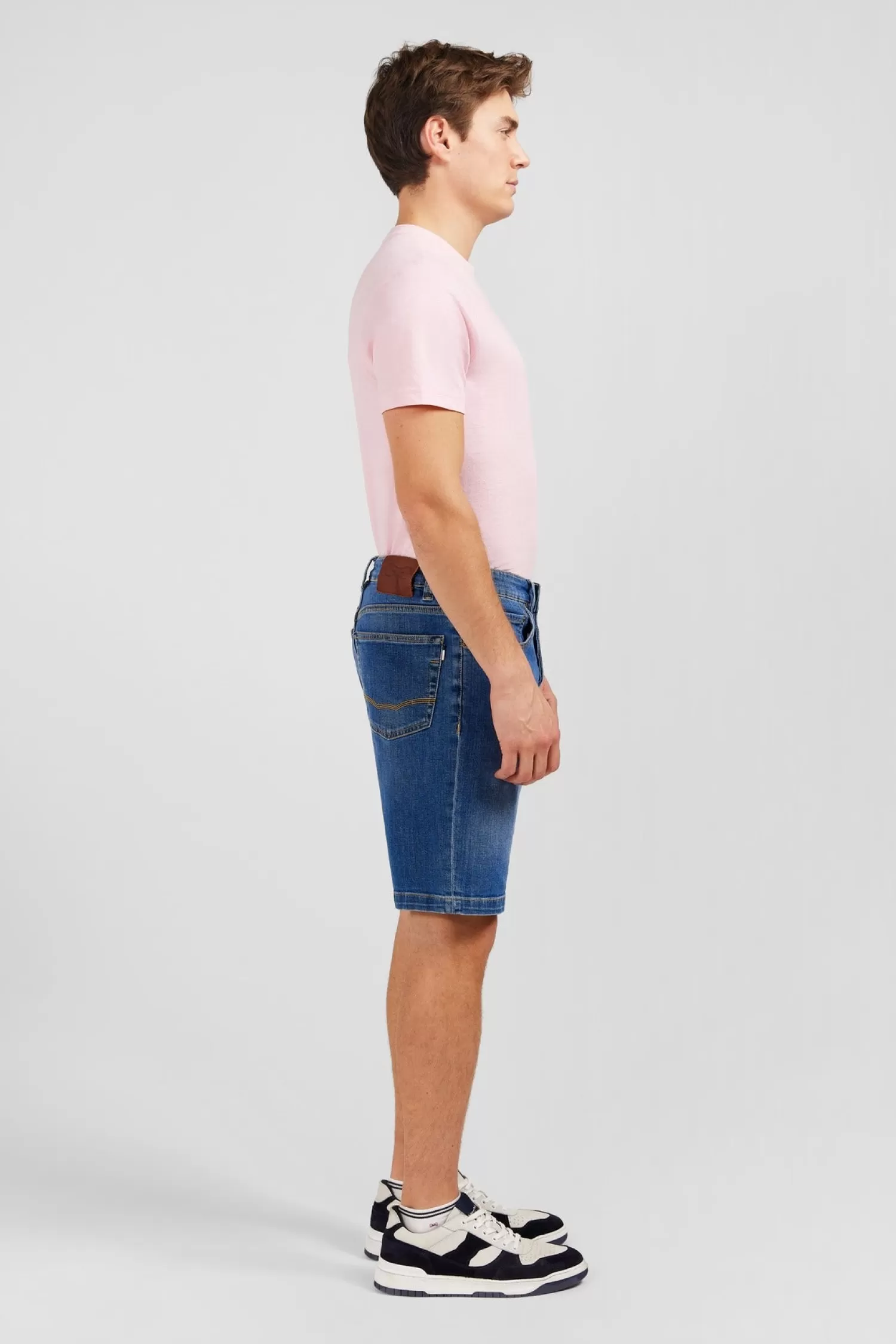 dark_blue_denim_shorts_with_faded_effect_3.webp Eden Park Dark blue denim shorts with faded effect< Shorts And Bermudas