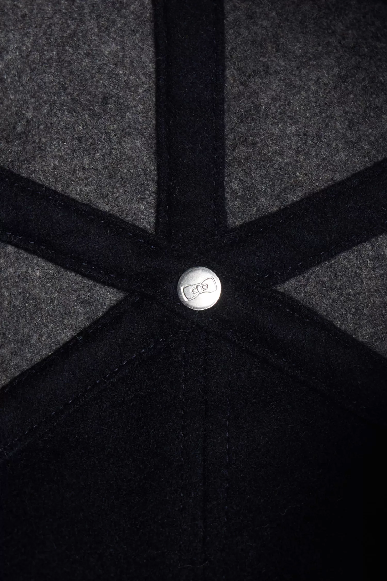 grey_and_brown_wool_felt_cap_3.webp Eden Park Grey and brown wool felt cap< Caps