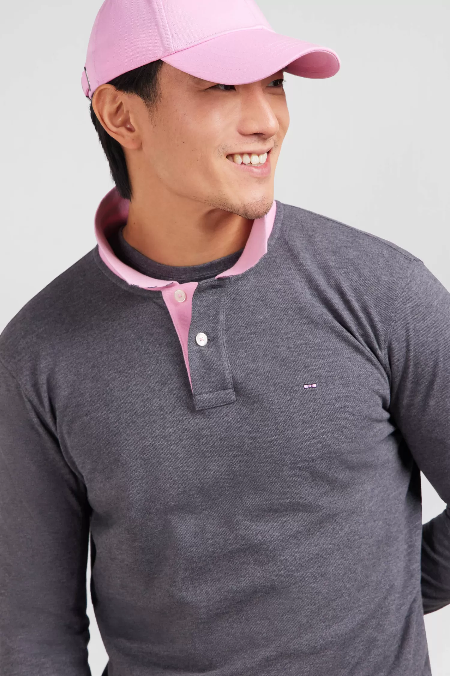 grey_cotton_polo_with_contrasting_neck_4.webp Eden Park Grey cotton polo with contrasting neck< Polos
