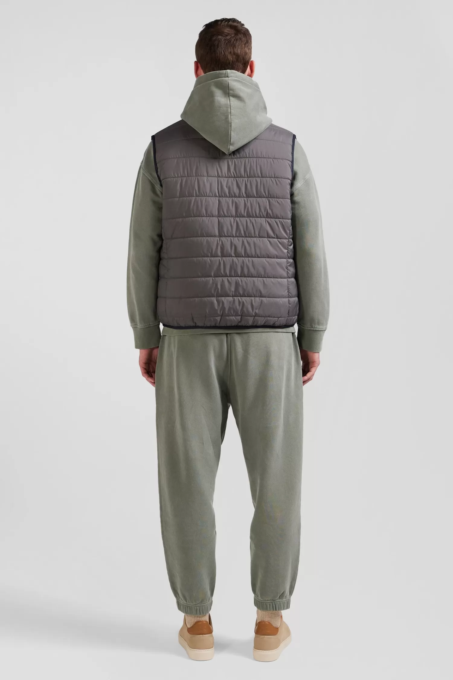 grey_quilted_sleeveless_high_collar_down_vest_5.webp Eden Park Grey quilted sleeveless high collar down vest< Coats And Jackets
