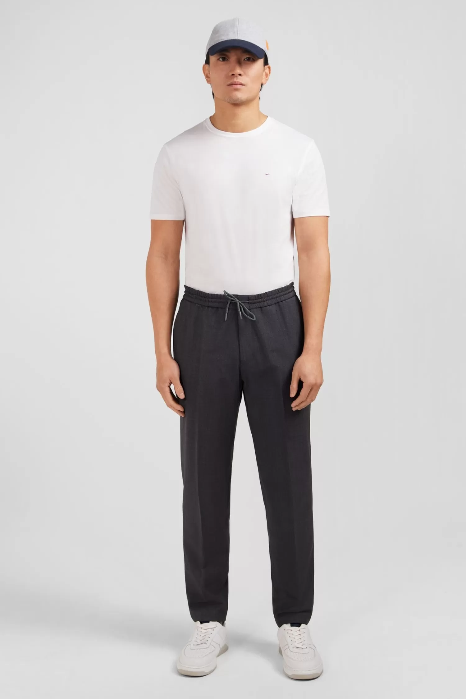 grey_trousers_with_elasticated_waist_2.webp Eden Park Grey trousers with elasticated waist< Pants