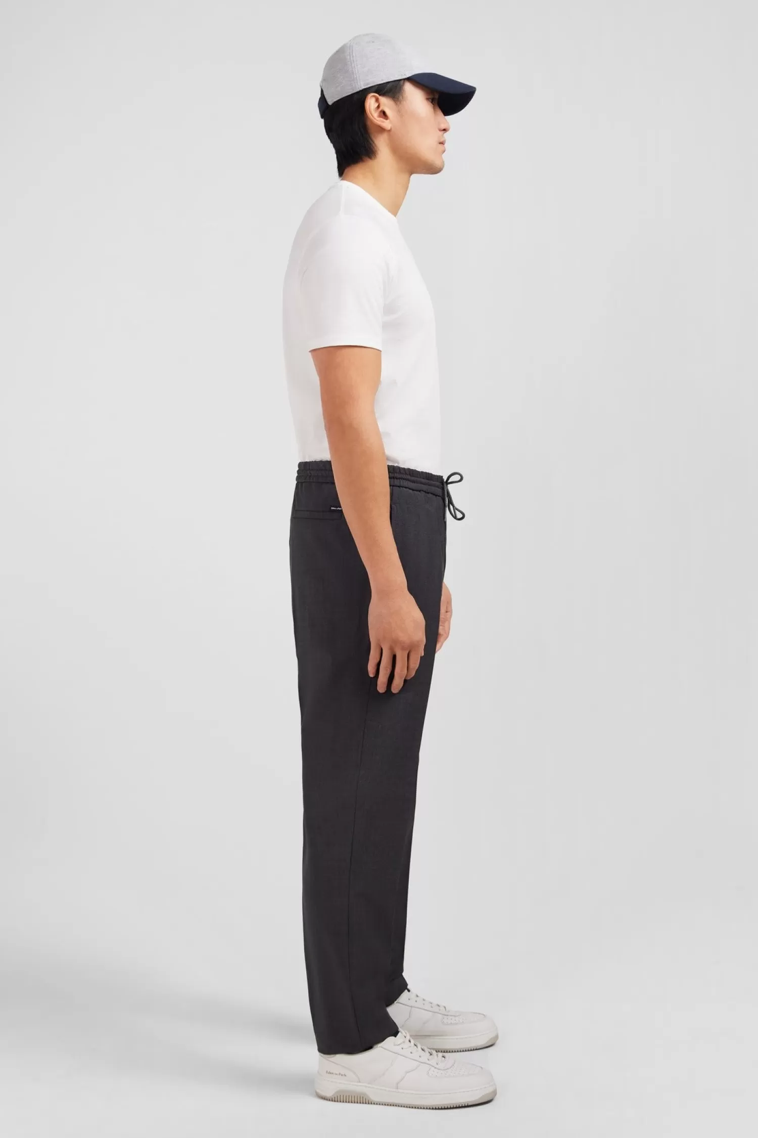 grey_trousers_with_elasticated_waist_3.webp Eden Park Grey trousers with elasticated waist< Pants