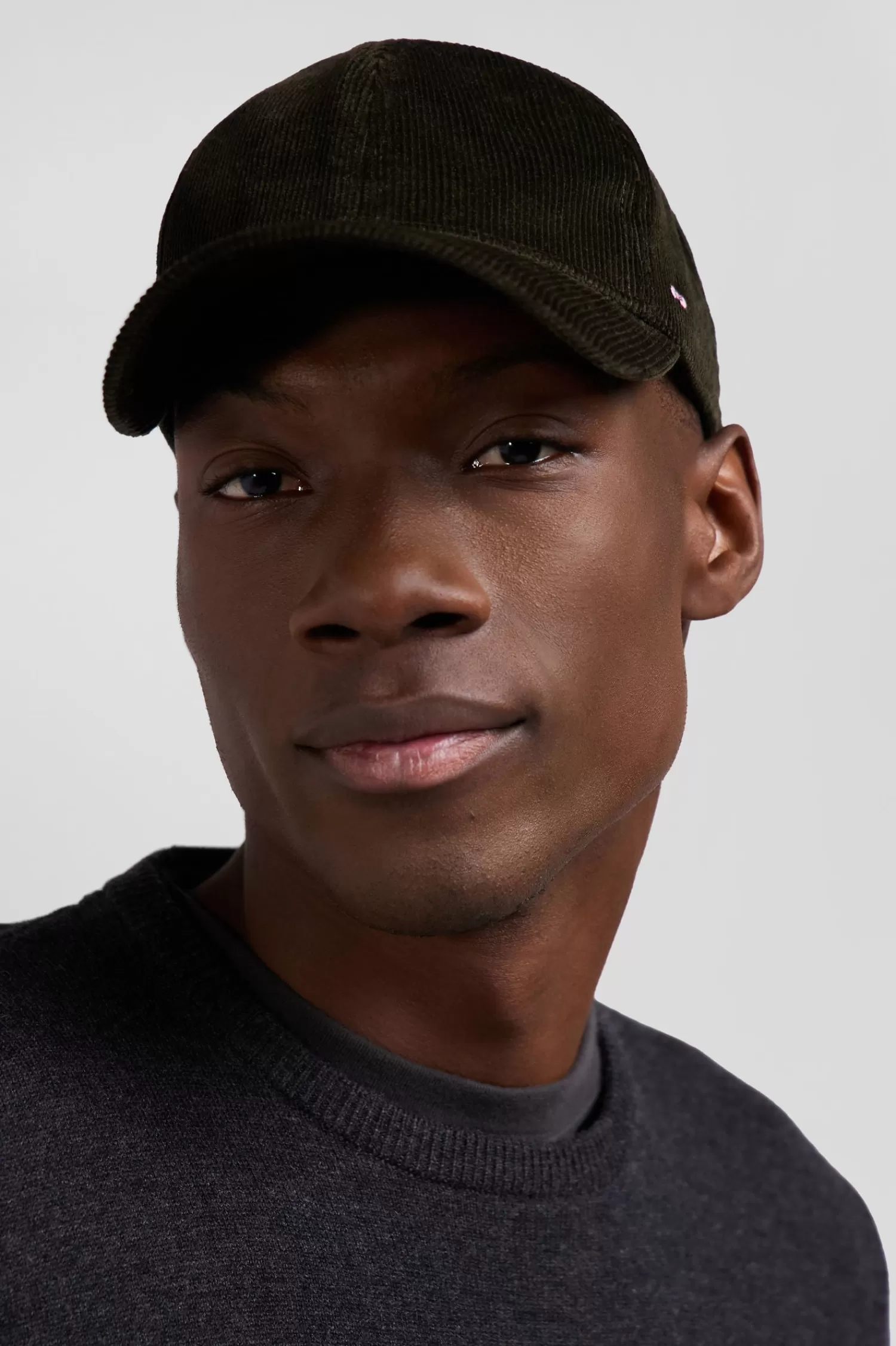 Eden Park Khaki corduroy cap< Caps