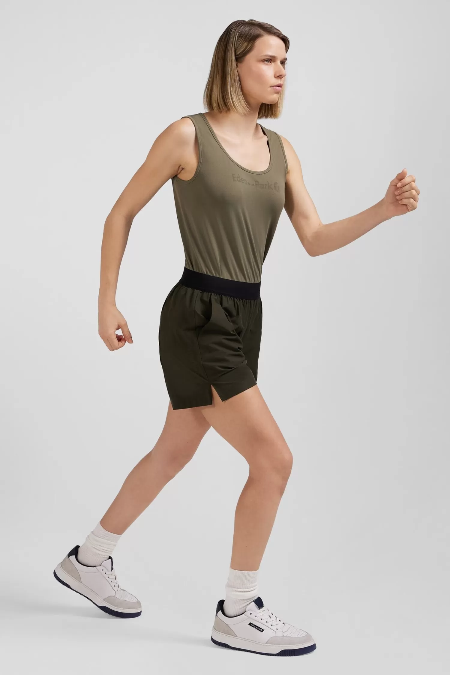 Eden Park Khaki sports shorts<Women Pants