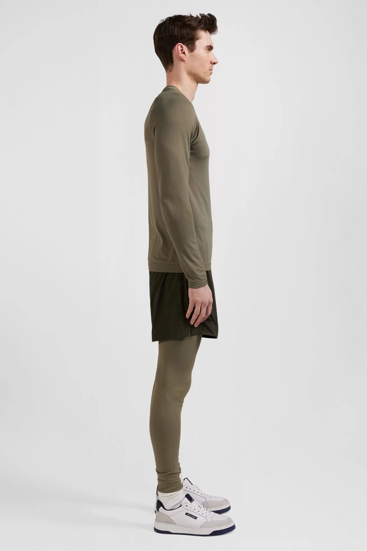 khaki_sports_shorts_2-1.webp Eden Park Khaki sports shorts< Shorts And Bermudas