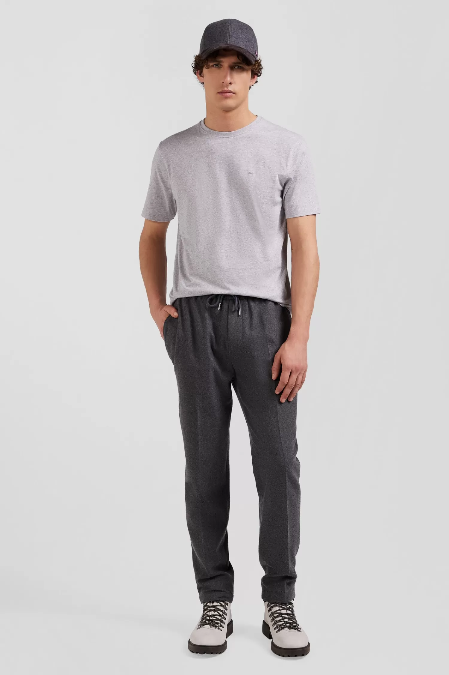 Eden Park Modern grey elastic waist trousers< Pants