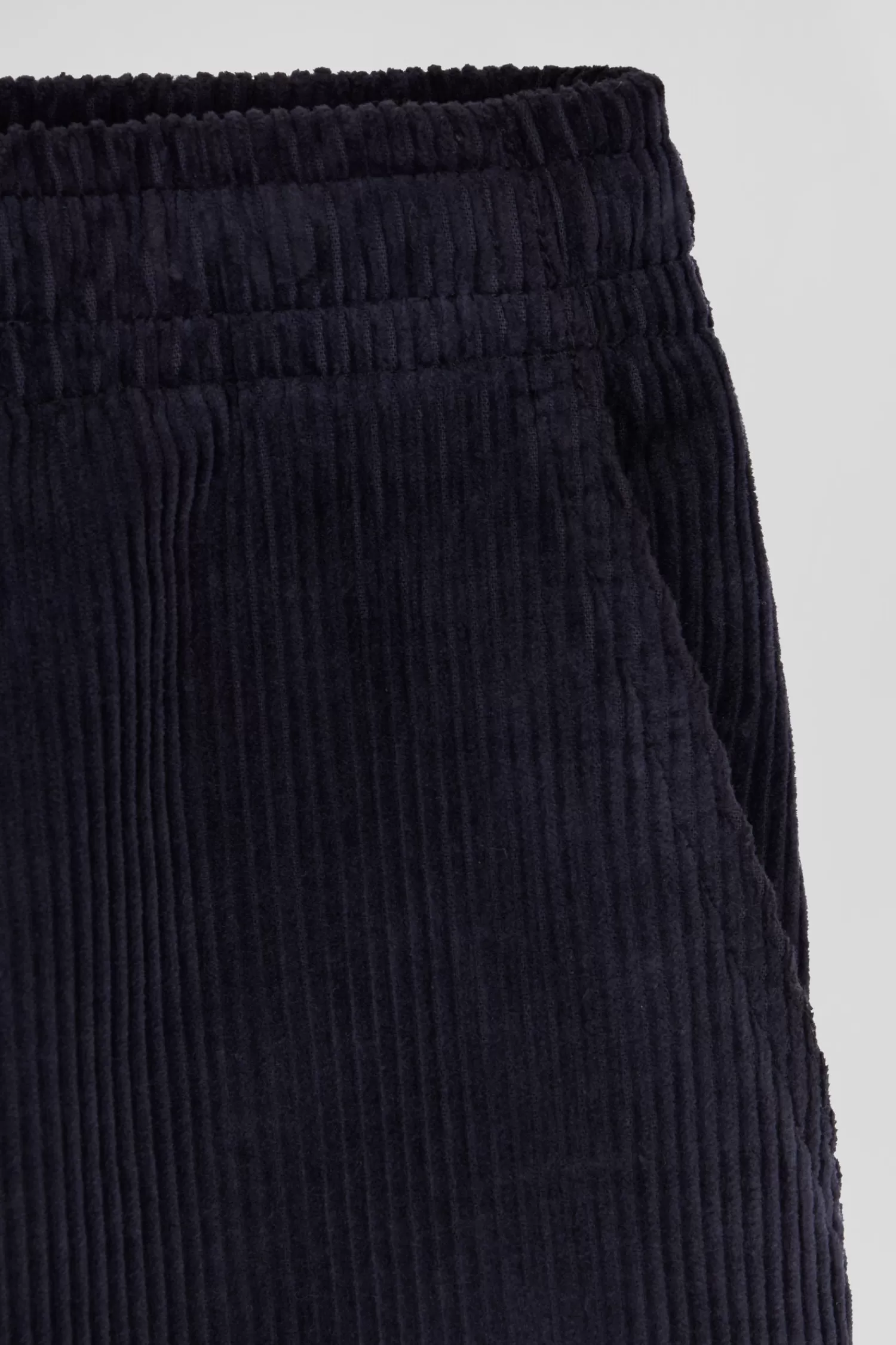 modern_navy_blue_stretch_cotton_elastic_waist_trousers_7.webp Eden Park Modern navy blue stretch cotton elastic waist trousers< Pants