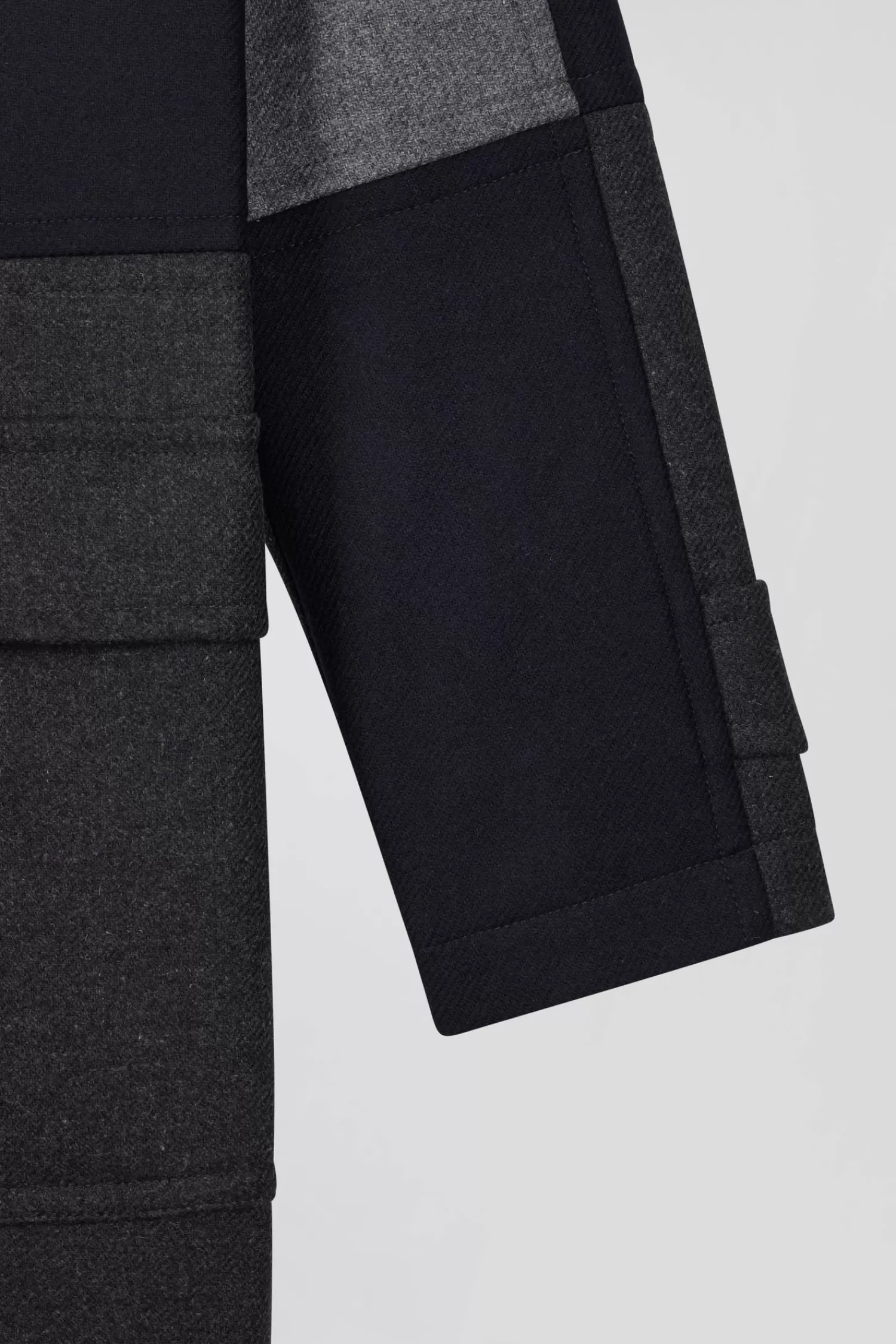 navy_blue_barbarian_wool_blend_duffle_coat_7.webp Eden Park Navy blue Barbarian wool blend duffle coat< Coats And Jackets