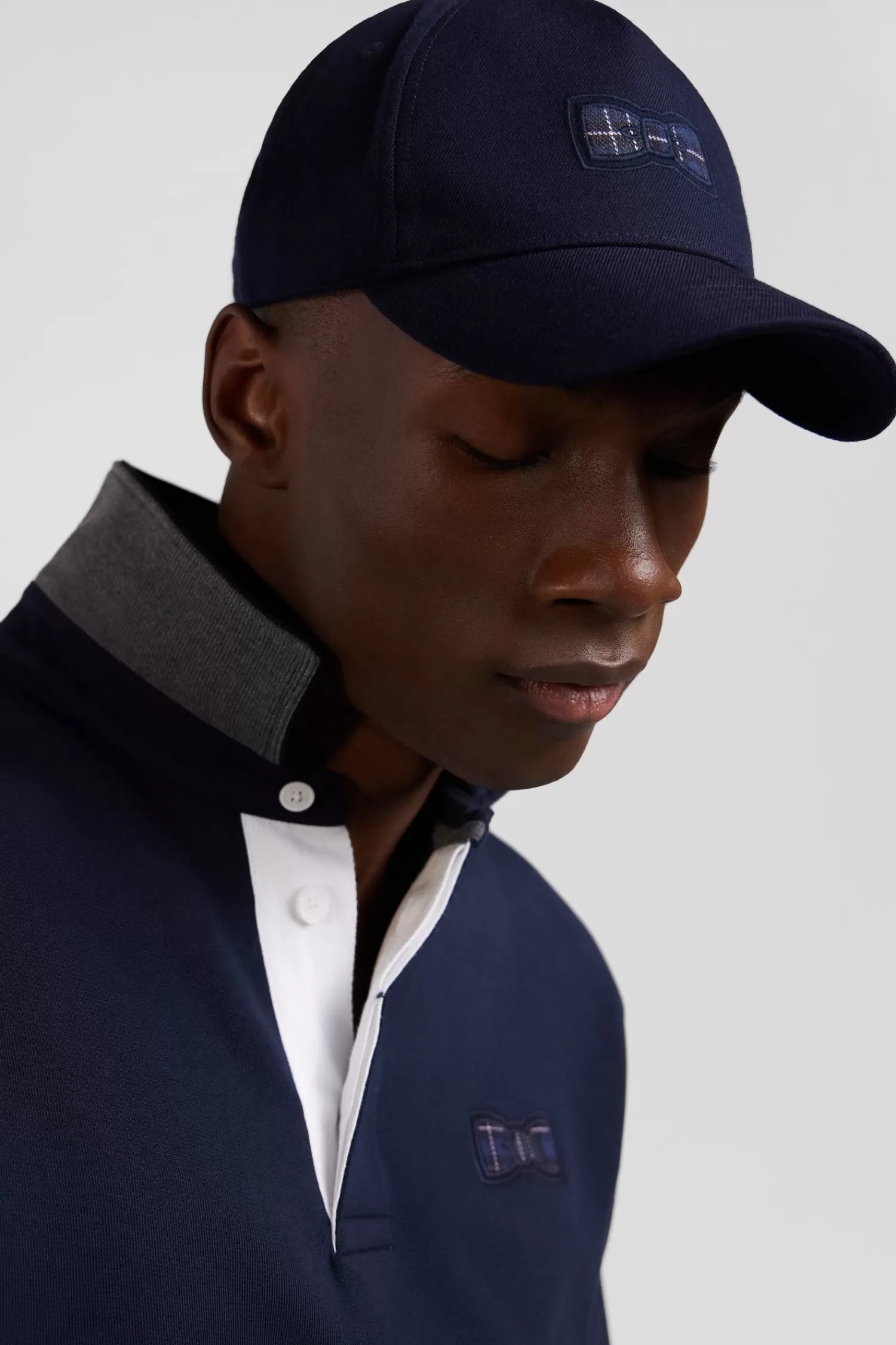 Eden Park Navy blue cap with bow tie emblem< Caps