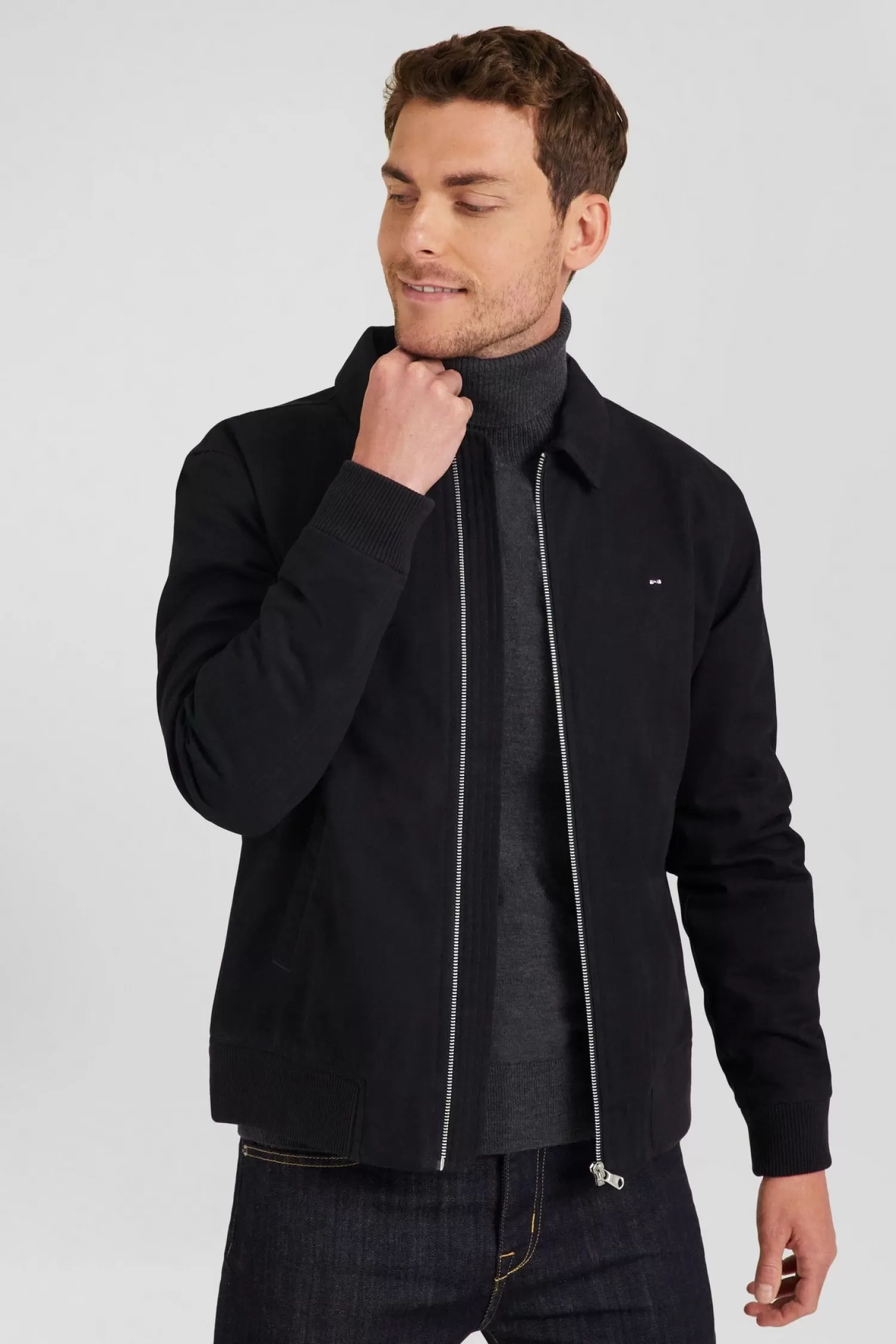 navy_blue_gabardine_cotton_zipup_jacket_with_shirt_collar_3.webp Eden Park Navy blue gabardine cotton zip-up jacket with shirt collar< Coats And Jackets