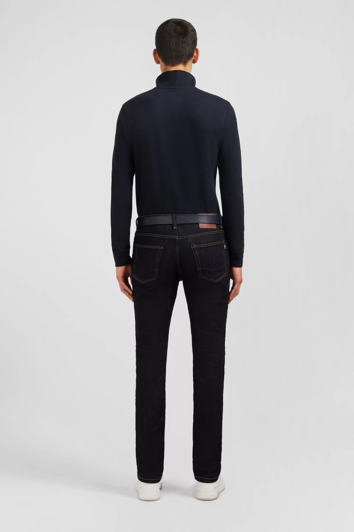 navy_blue_jeans_in_stretch_cotton_2.webp Eden Park Navy blue jeans in stretch cotton< Pants