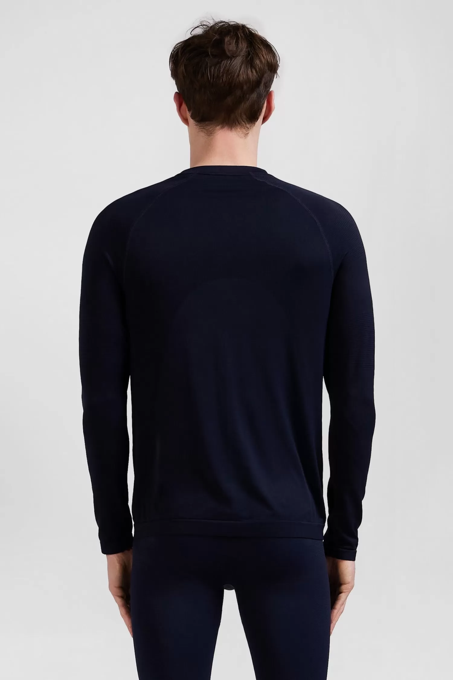 navy_blue_longsleeved_sports_tshirt_with_striped_details_3.webp Eden Park Navy blue long-sleeved sports T-shirt with striped details< T-shirts