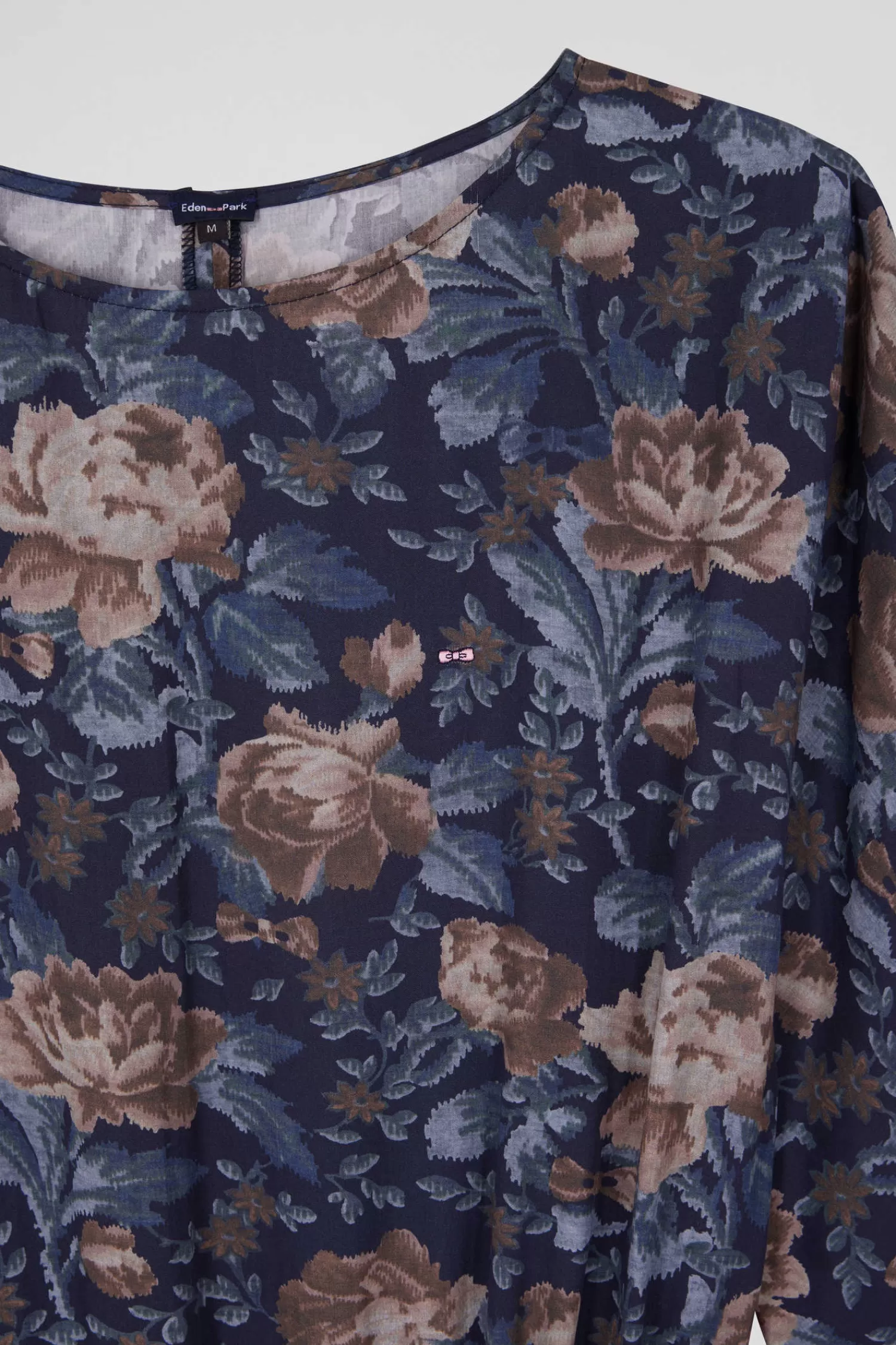 navy_blue_lyocell_floral_dress_with_long_sleeves_6.webp Eden Park Navy blue lyocell floral dress with long sleeves<Women Dresses And Skirts