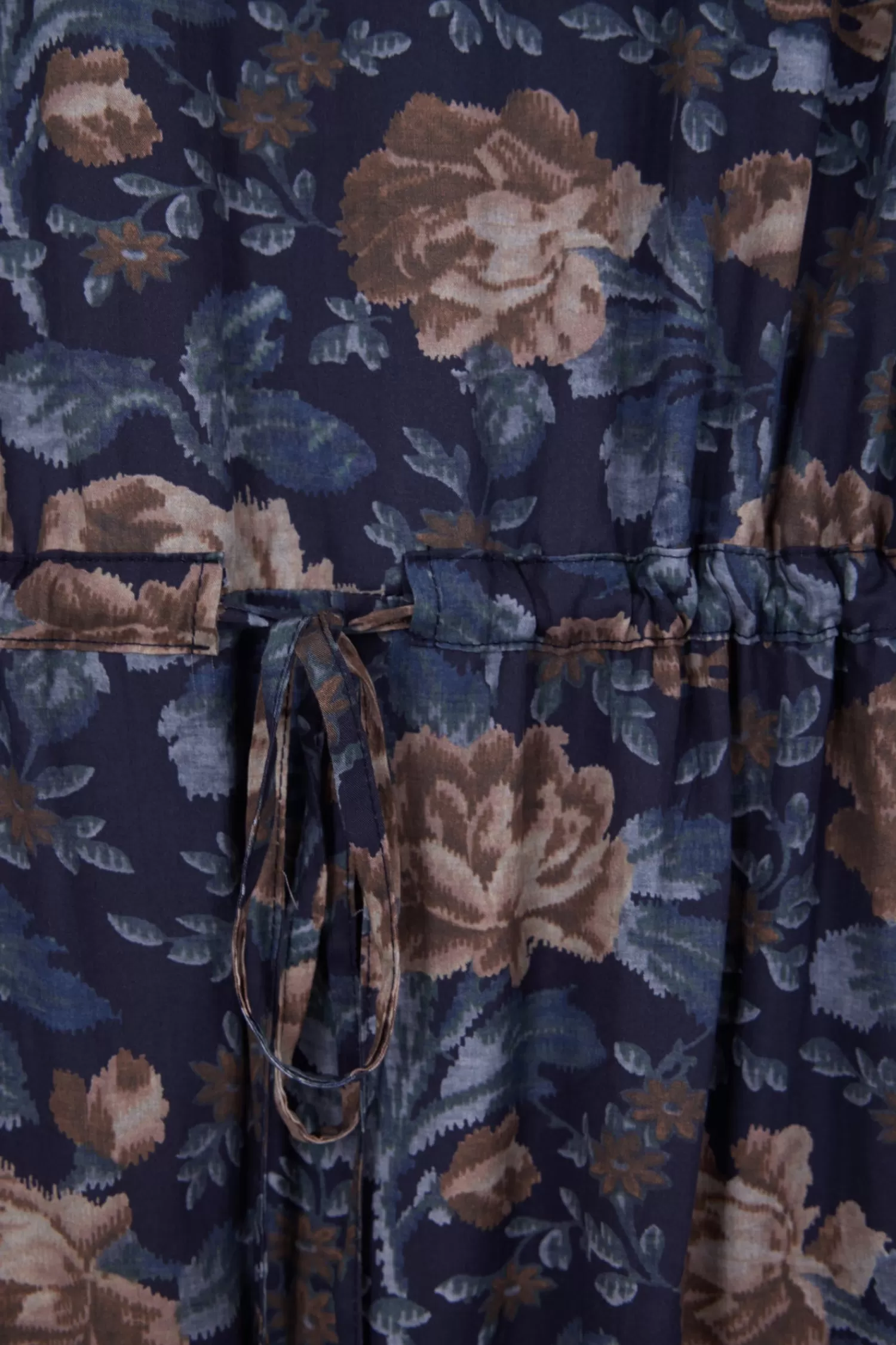 navy_blue_lyocell_floral_dress_with_long_sleeves_8.webp Eden Park Navy blue lyocell floral dress with long sleeves<Women Dresses And Skirts