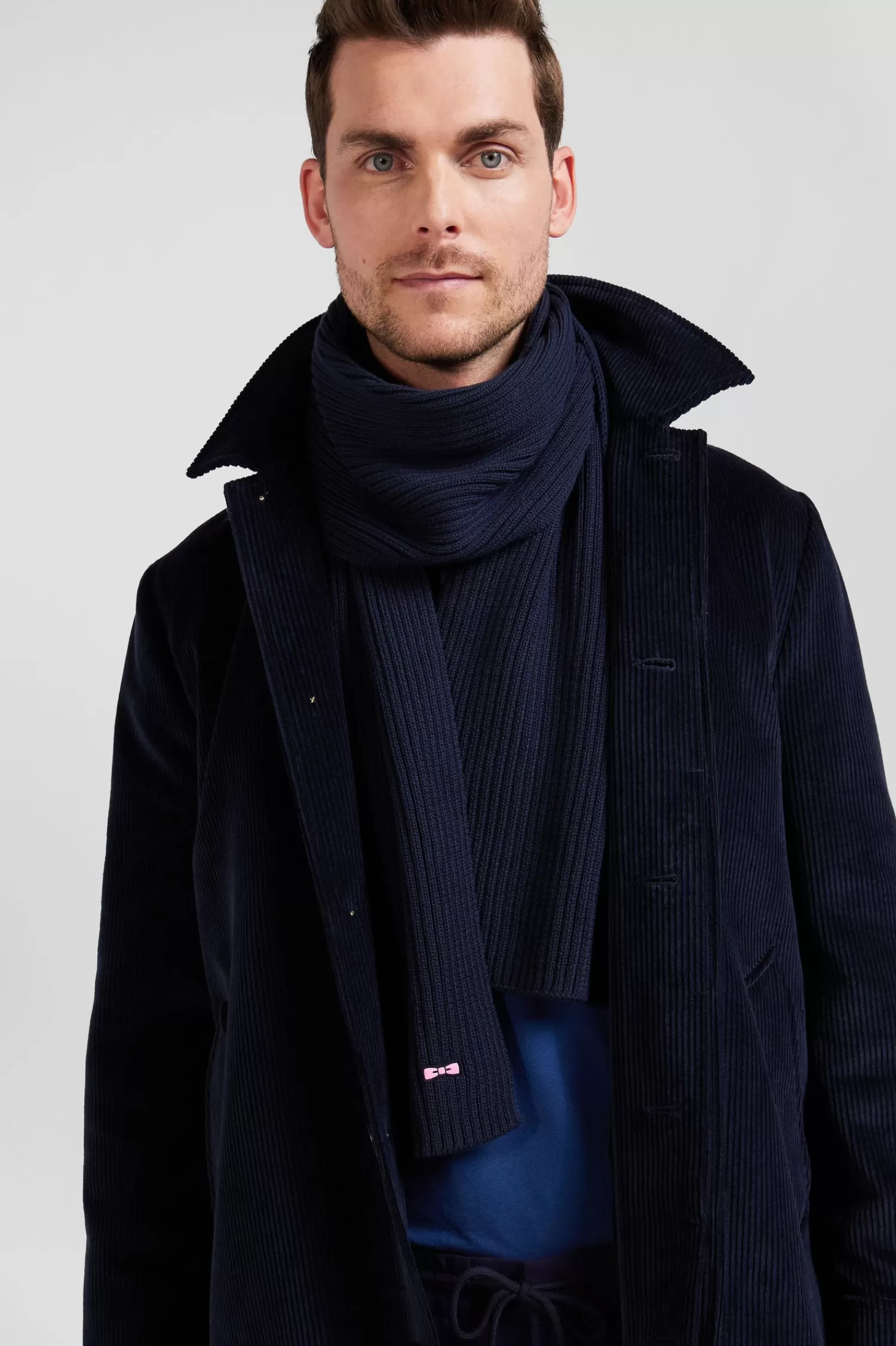 Eden Park Navy blue plain cotton scarf< Scarves And Wraps