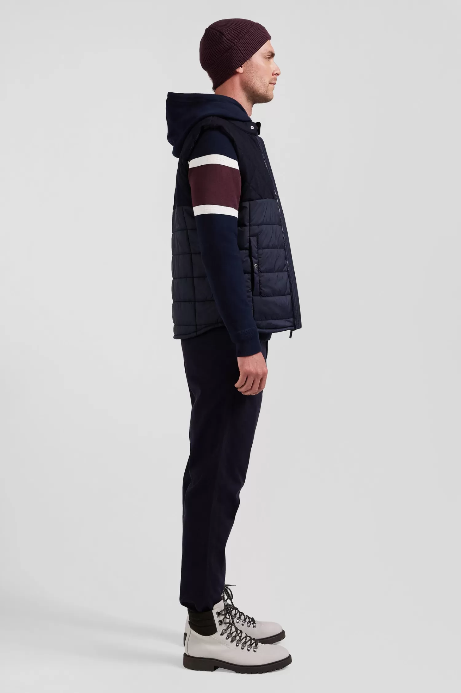 navy_blue_sleeveless_double_quilted_high_collar_down_vest_4.webp Eden Park Navy blue sleeveless double quilted high collar down vest< Coats And Jackets