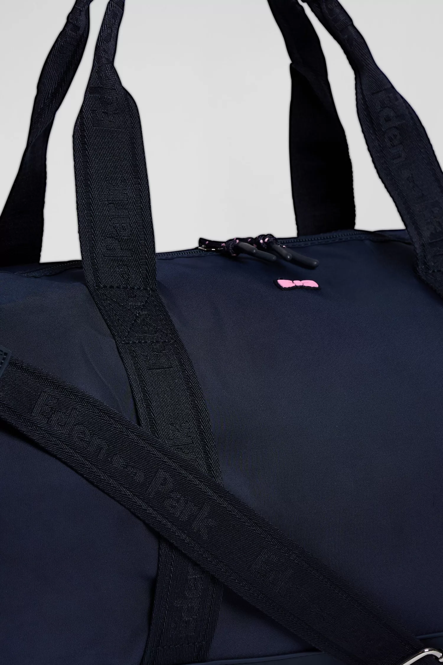 navy_blue_sports_duffle_bag_3.webp Eden Park Navy blue sports duffle bag<Women Accessories | Sports Bag