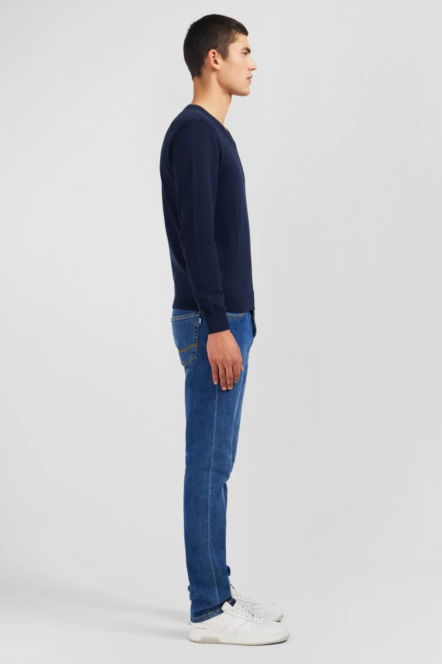 navy_blue_vneck_cotton_jersey_jumper_5.webp Eden Park Navy blue V-neck cotton jersey jumper< Sweaters