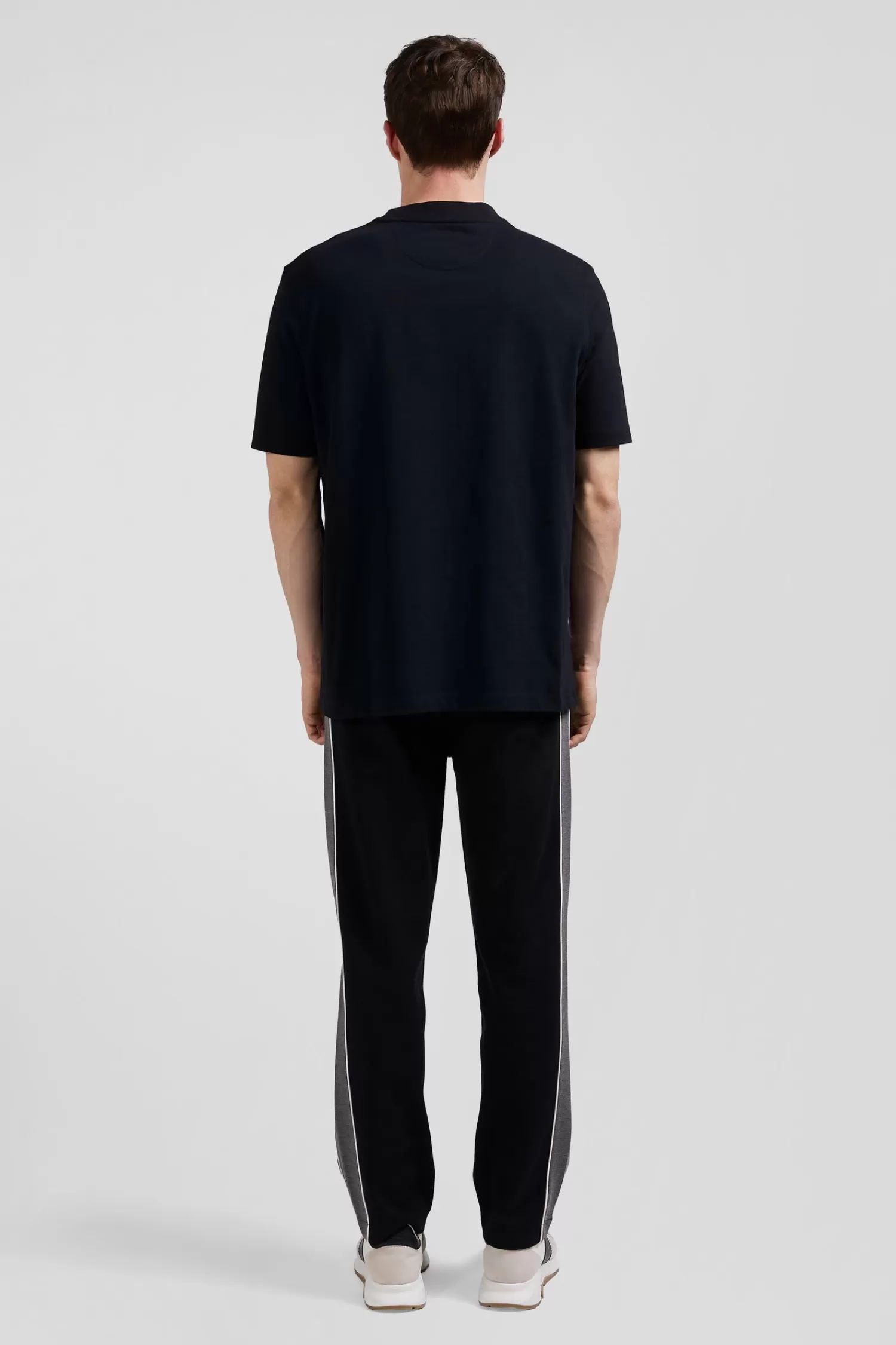 oversize_black_shortsleeved_cotton_tshirt_with_eden_park_rugby_print_5.webp Eden Park Oversize black short-sleeved cotton T-shirt with Rugby print< T-shirts