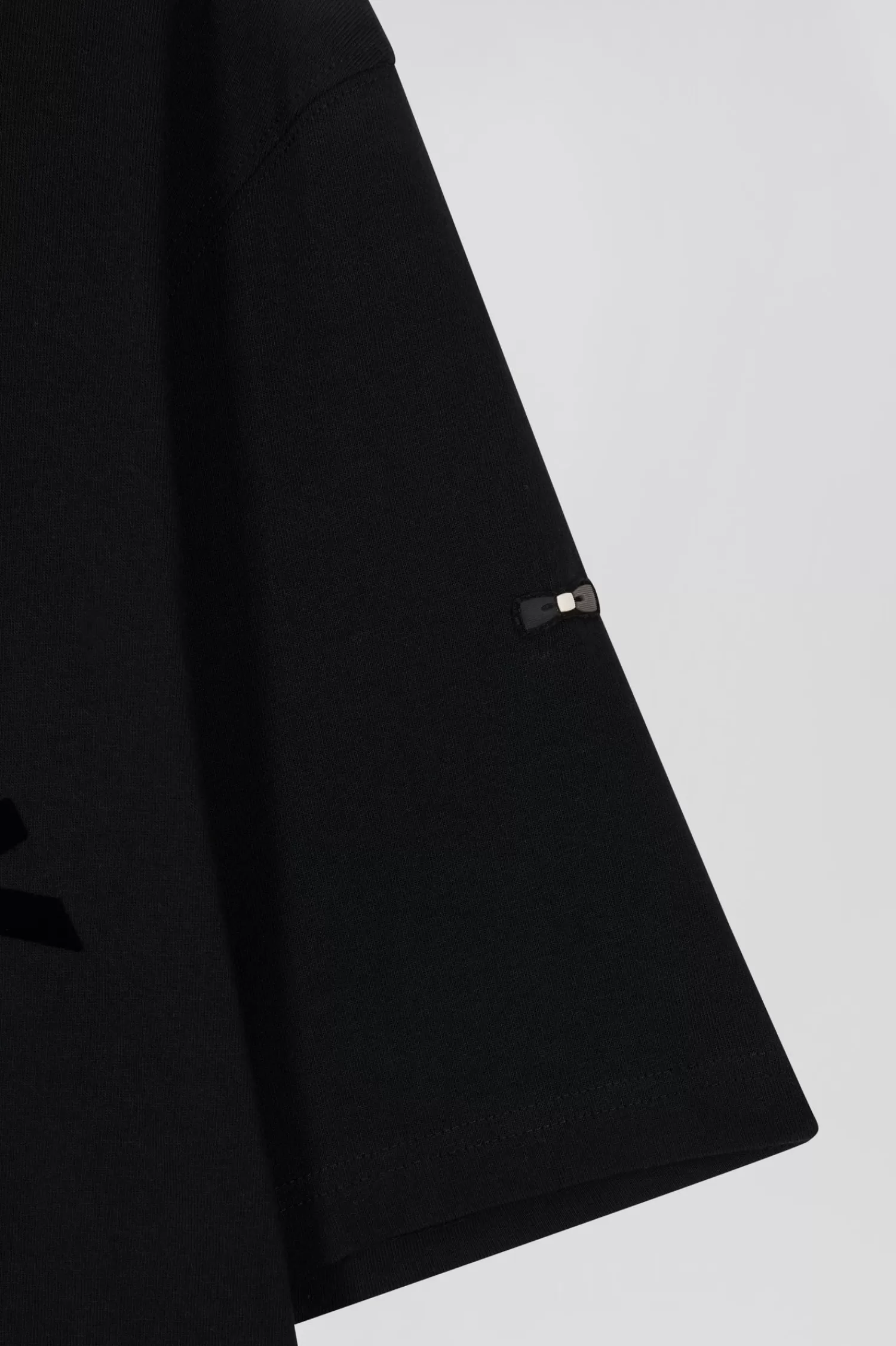 oversize_black_shortsleeved_cotton_tshirt_with_eden_park_rugby_print_7.webp Eden Park Oversize black short-sleeved cotton T-shirt with Rugby print< T-shirts