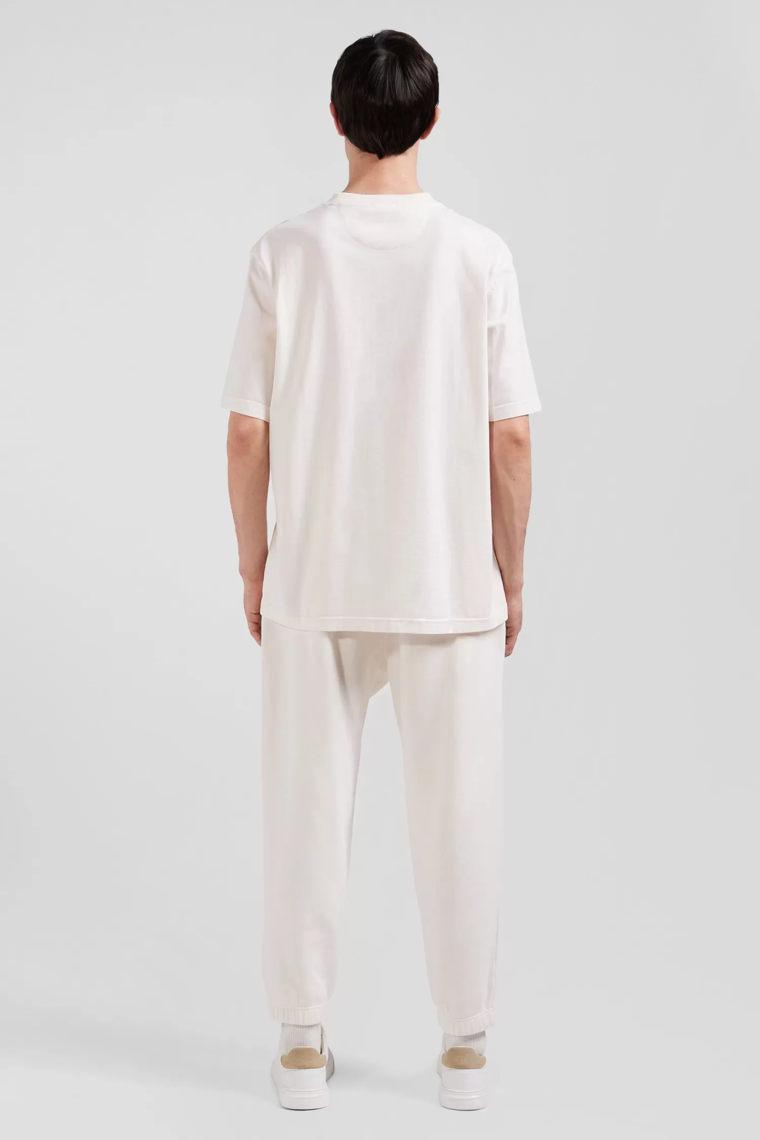 oversize_ecru_unisex_shortsleeved_tshirt_in_overdyed_cotton_8.webp Eden Park Oversize ecru unisex short-sleeved T-shirt in overdyed cotton<Women T-shirts | T-shirts