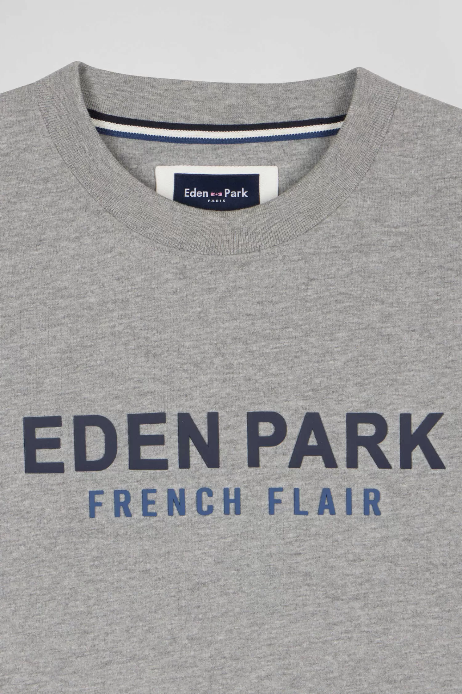 oversize_grey_eden_park_french_flair_cotton_shortsleeved_tshirt_6.webp Eden Park Oversize grey French Flair cotton short-sleeved T-shirt< T-shirts