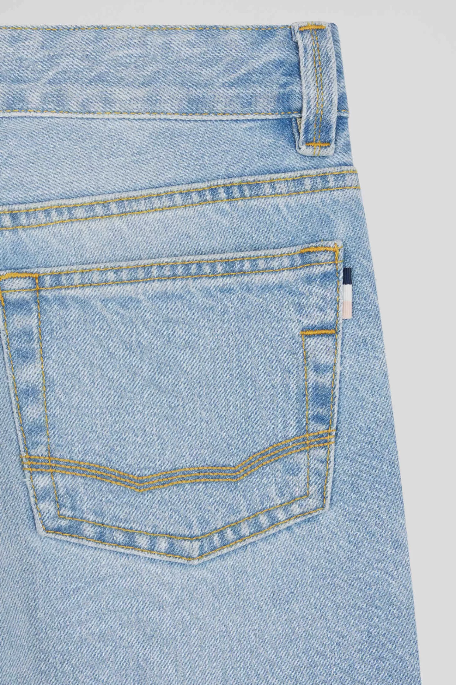 oversize_sky_blue_cotton_denim_jeans_6.webp Eden Park Oversize sky blue cotton denim jeans<Kids Kids