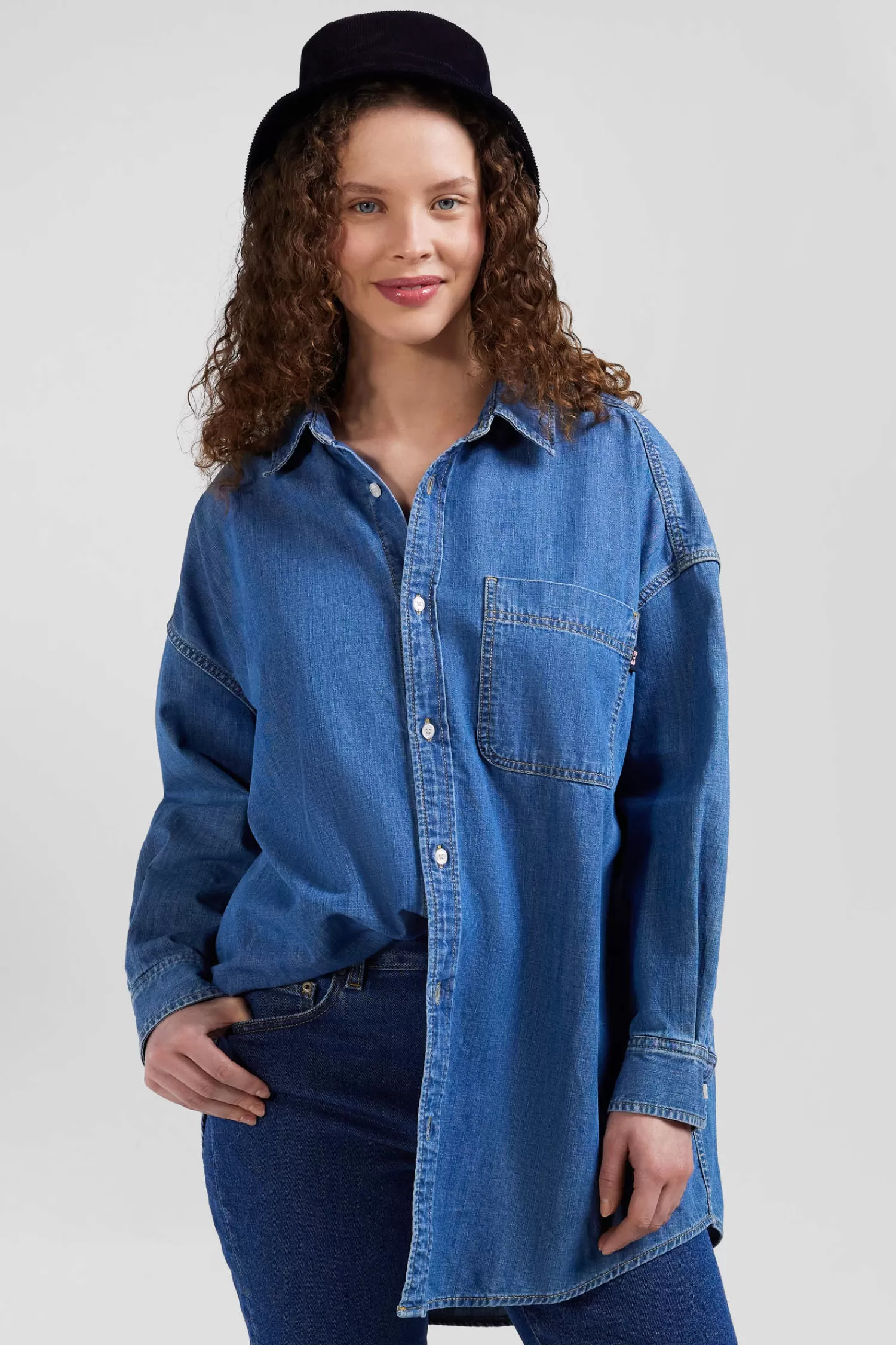 oversize_sky_blue_cotton_shirt_with_patch_pocket_2.webp Eden Park Oversize sky blue cotton shirt with patch pocket<Women Shirts | Shirts