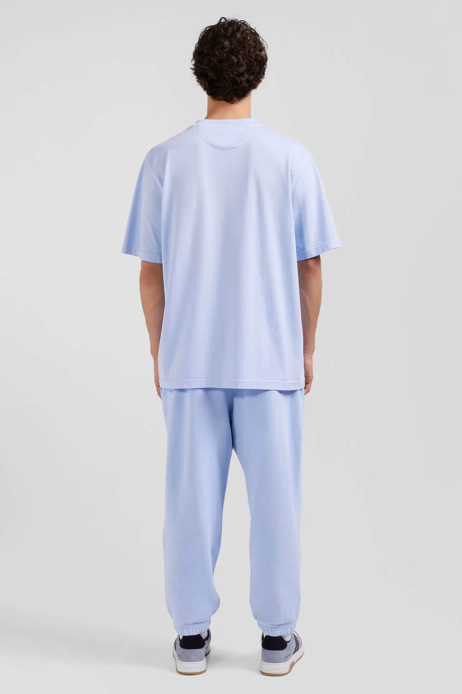 oversize_sky_blue_unisex_shortsleeved_tshirt_in_overdyed_cotton_8.webp Eden Park Oversize sky blue unisex short-sleeved T-shirt in overdyed cotton<Women T-shirts | T-shirts