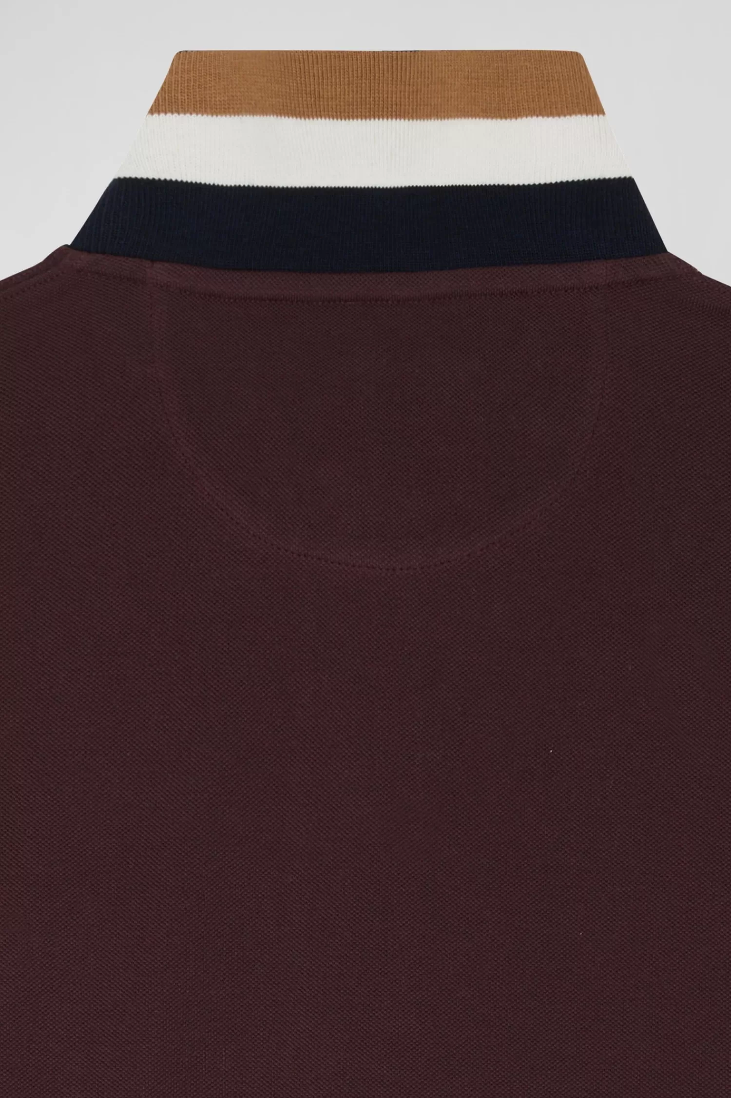 oversized_burgundy_shortsleeved_cotton_piqu_polo_shirt_with_tricolour_collar_8.webp Eden Park Oversized burgundy short-sleeved cotton piqué polo shirt with tricolour collar<Women Polos | Polos