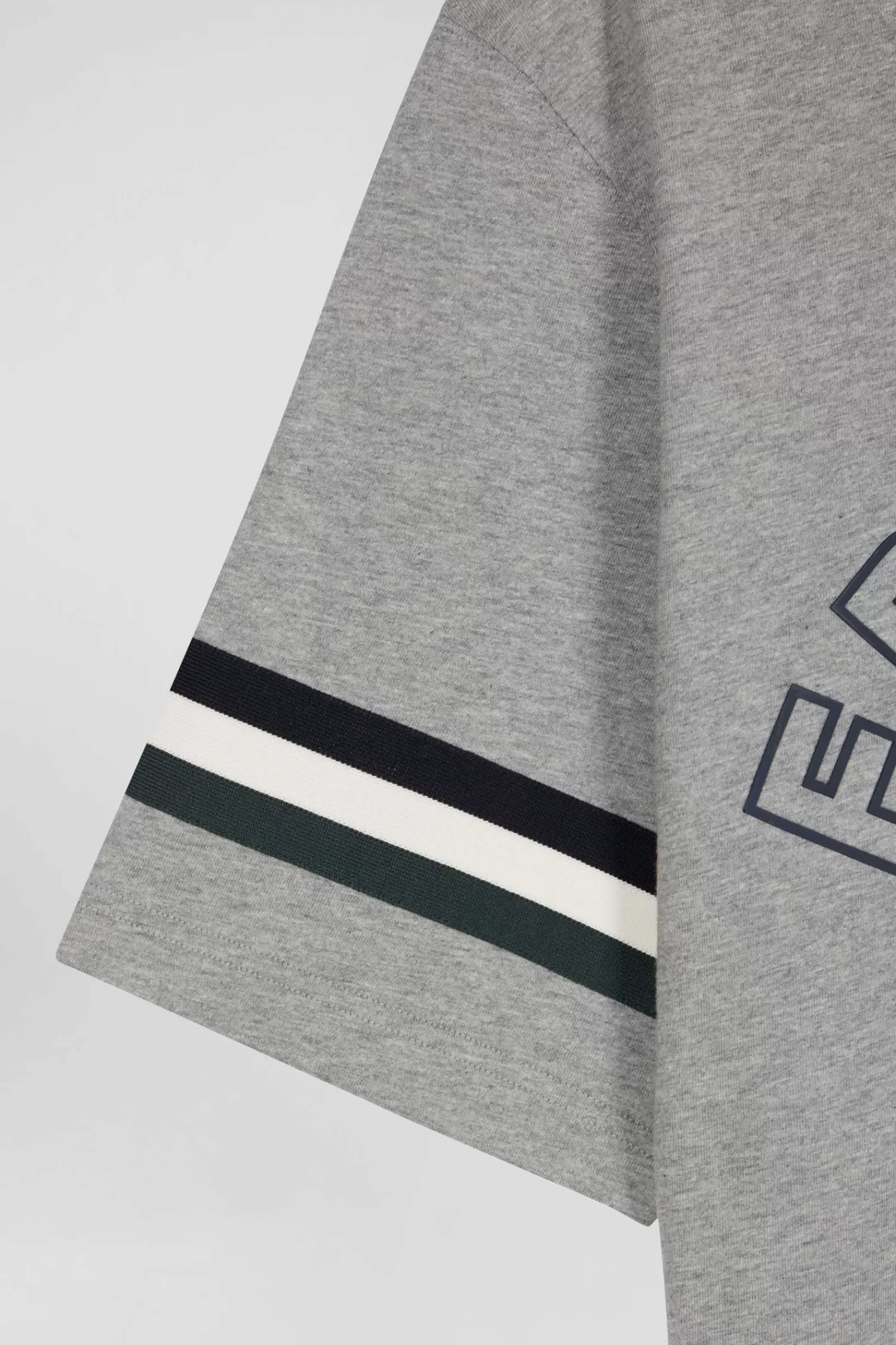 oversized_grey_shortsleeved_cotton_tshirt_with_eden_park_print_8.webp Eden Park Oversized grey short-sleeved cotton T-shirt with print< T-shirts