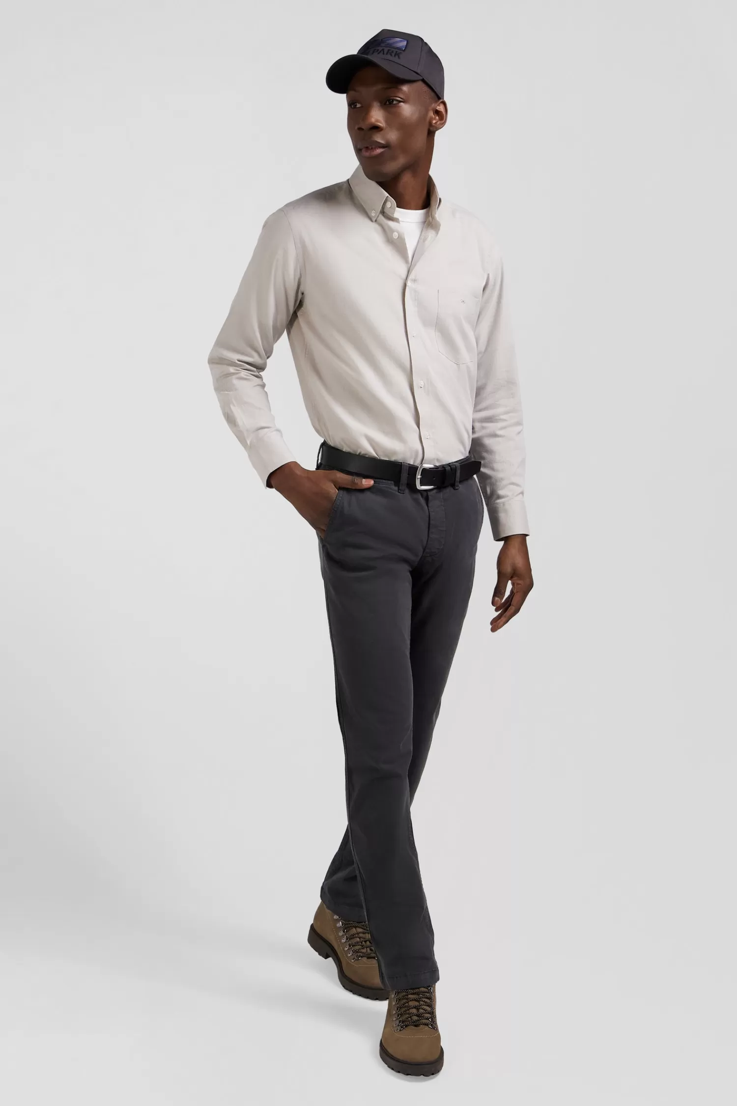 regular_anthracite_grey_chino_trousers_in_stretch_cotton_gabardine_2.webp Eden Park Regular anthracite grey chino trousers in stretch cotton gabardine< Pants
