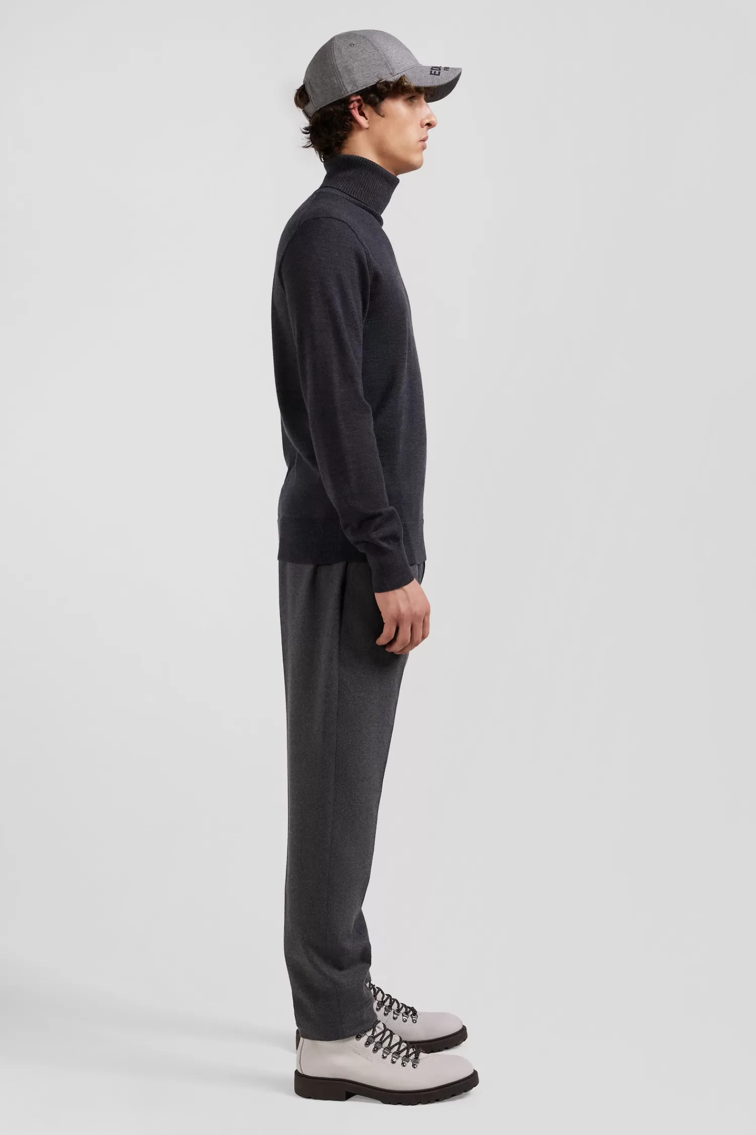 regular_anthracite_grey_merino_wool_turtleneck_jumper_4.webp Eden Park Regular anthracite grey merino wool turtleneck jumper< Sweaters