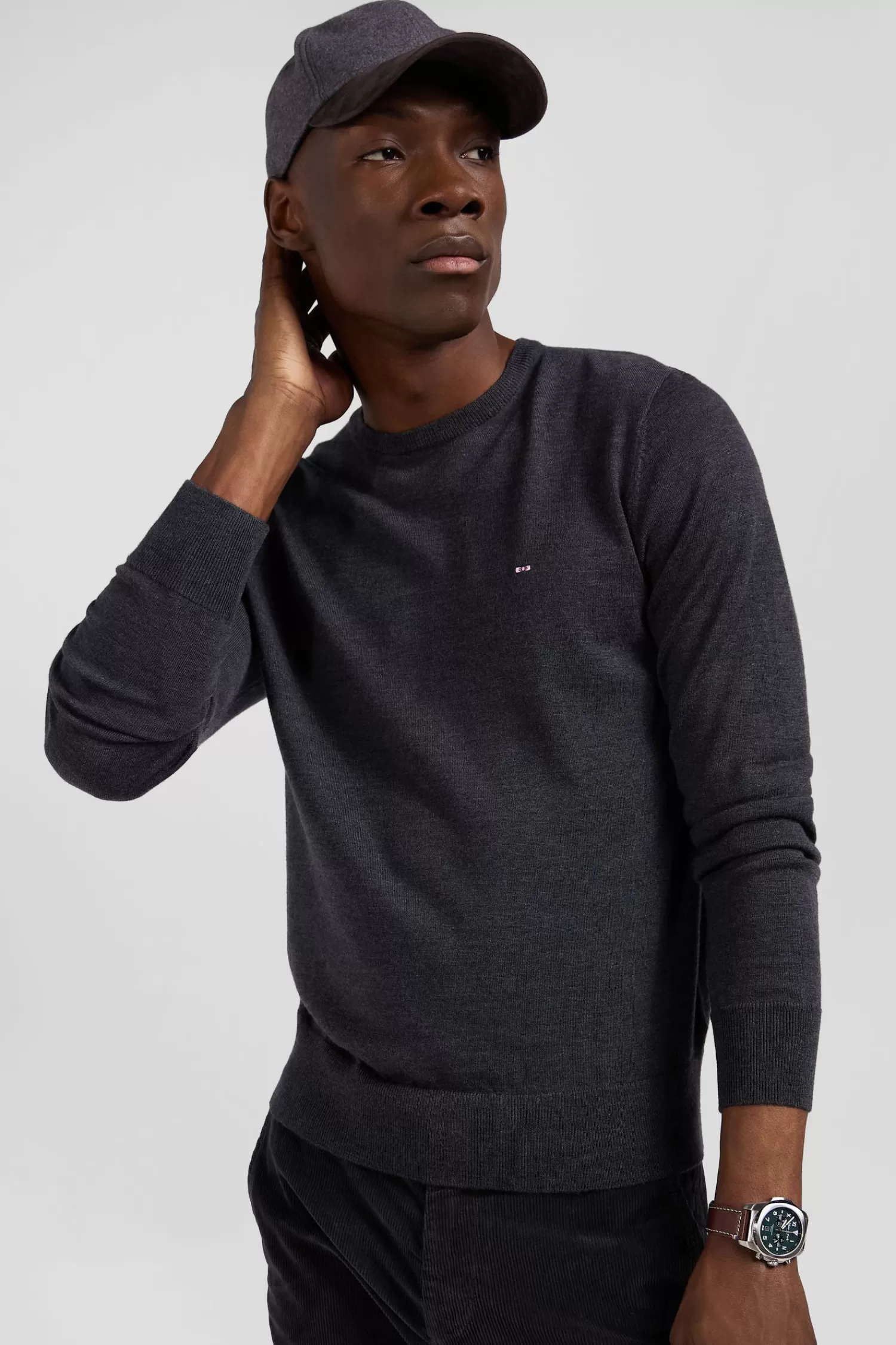 regular_anthracite_grey_merino_wool_vneck_jumper_2.webp Eden Park Regular anthracite grey merino wool V-neck jumper< Sweaters