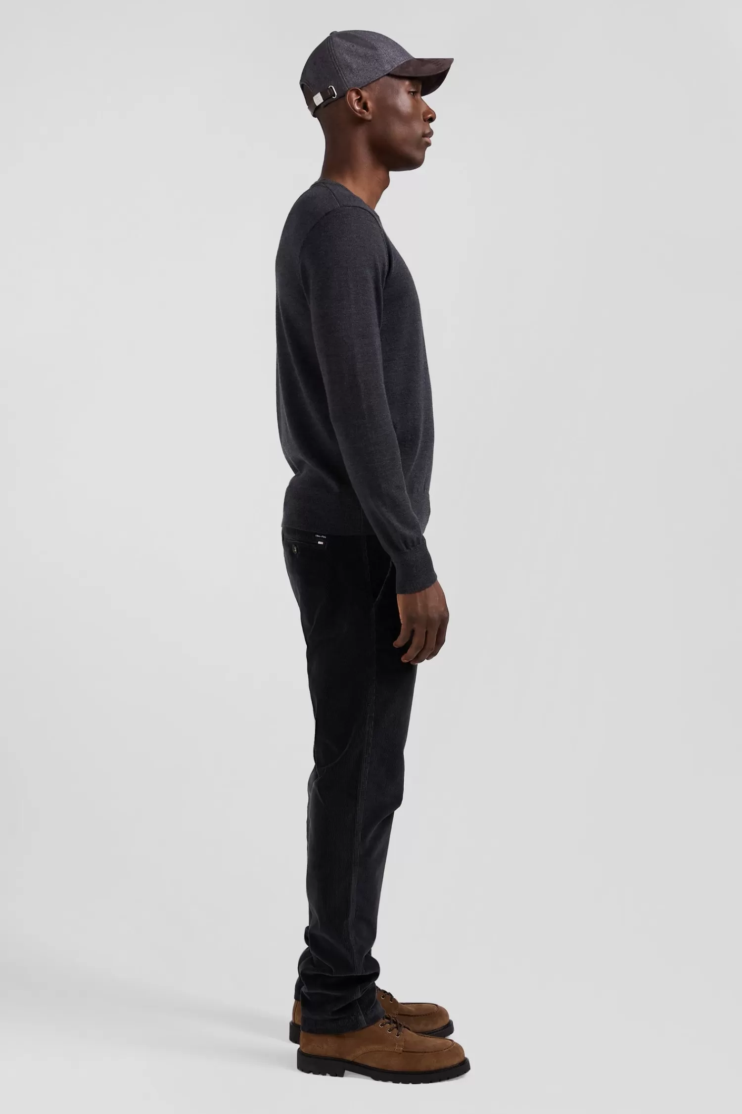 regular_anthracite_grey_merino_wool_vneck_jumper_4.webp Eden Park Regular anthracite grey merino wool V-neck jumper< Sweaters