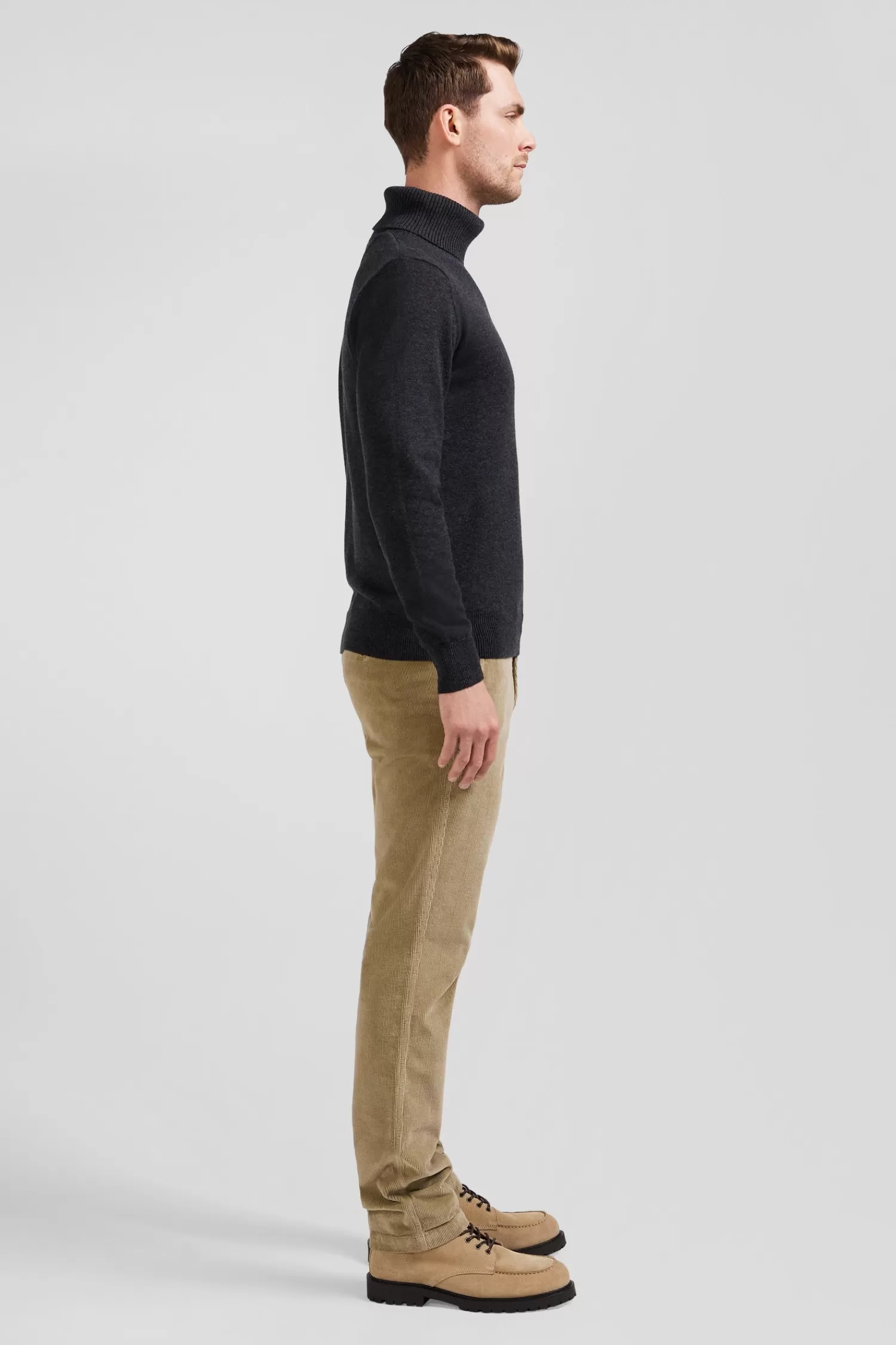 regular_anthracite_grey_wool_and_cotton_turtleneck_jumper_4.webp Eden Park Regular anthracite grey wool and cotton turtleneck jumper< Sweaters