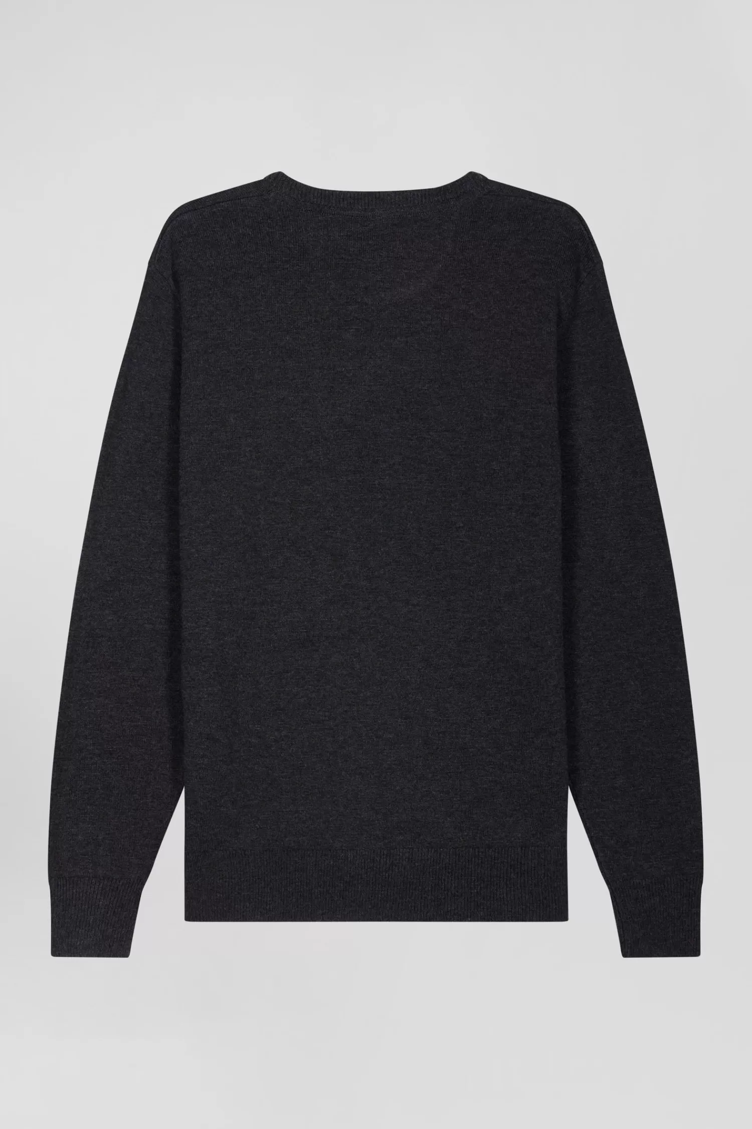 regular_anthracite_grey_wool_and_cotton_vneck_jumper_with_striped_details_3.webp Eden Park Regular anthracite grey wool and cotton V-neck jumper with striped details< Sweaters