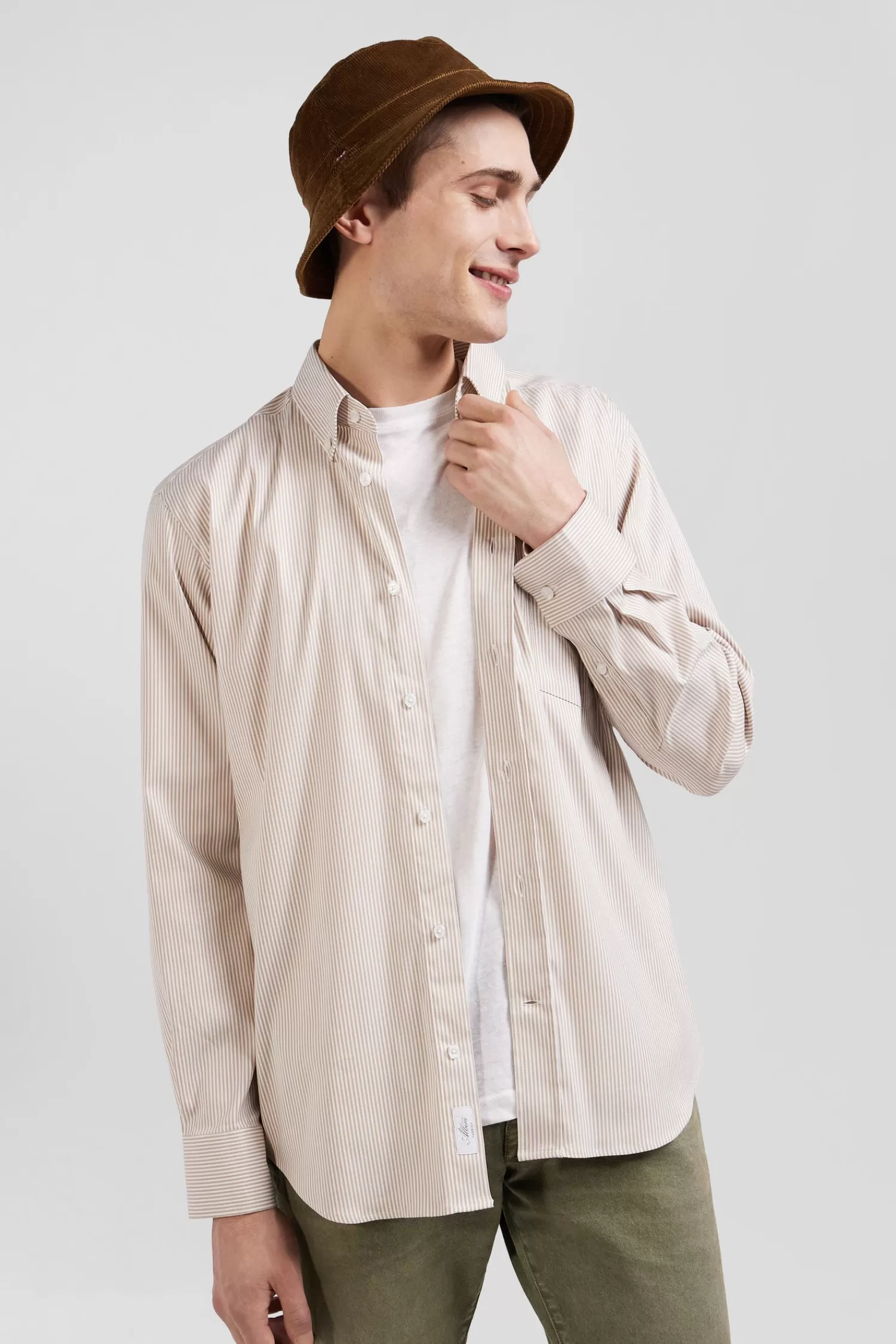 regular_beige_cotton_poplin_shirt_with_baton_stripes_2.webp Eden Park Regular beige cotton poplin shirt with baton stripes< Shirts