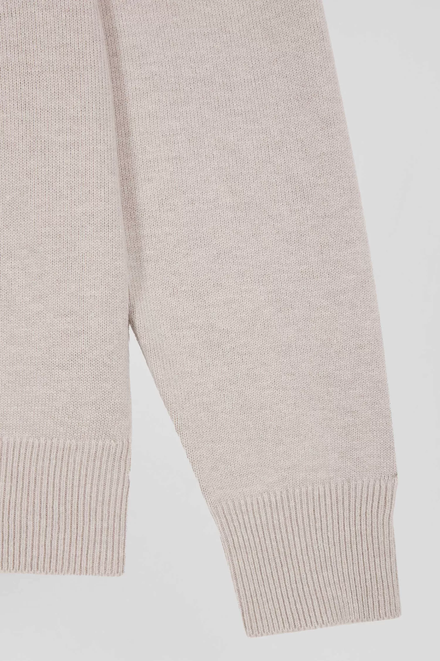 regular_beige_wool_and_cotton_crew_neck_jumper_7.webp Eden Park Regular beige wool and cotton crew neck jumper< Sweaters